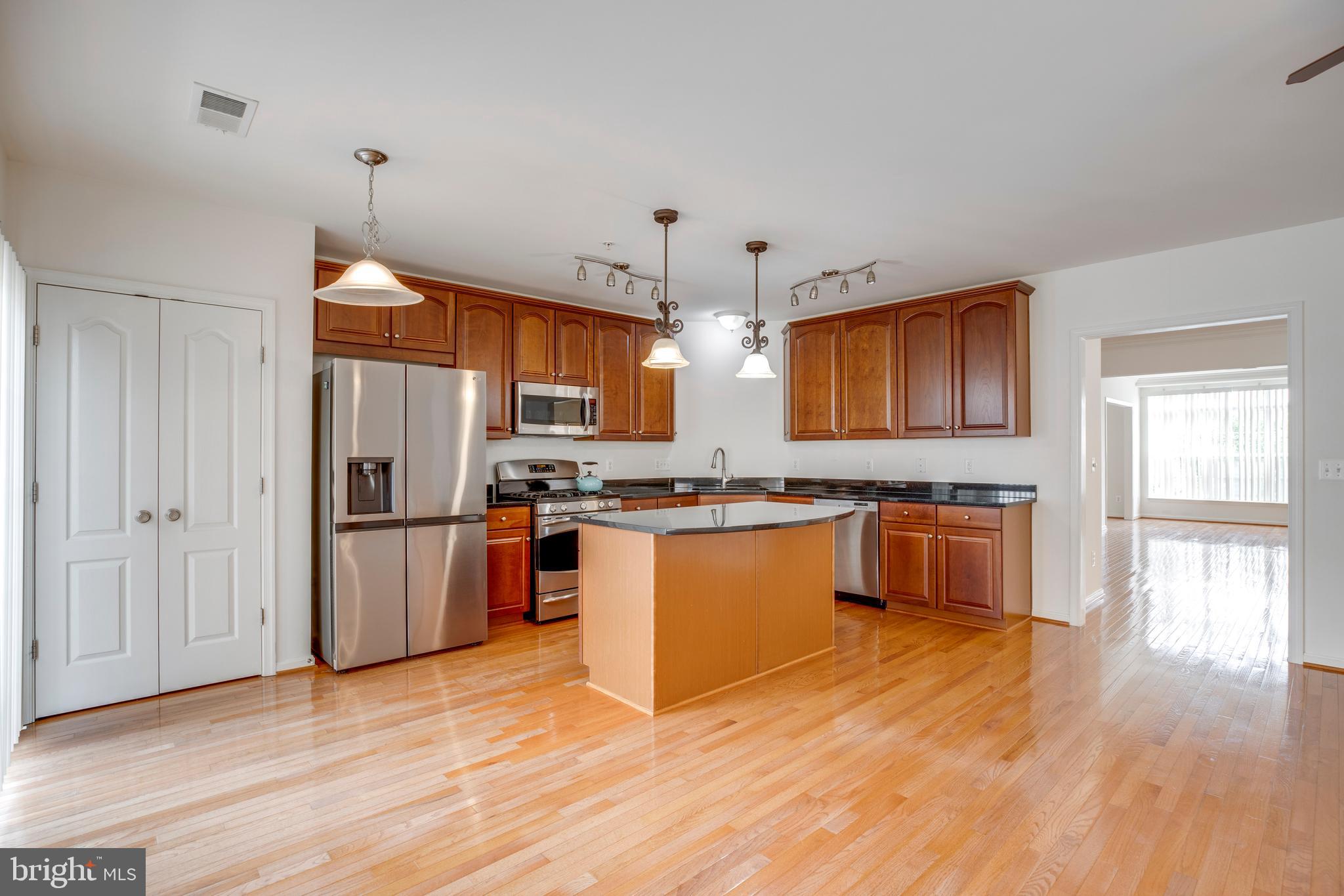 RESIDENCES AT BRAMBLETON - Residential Lease