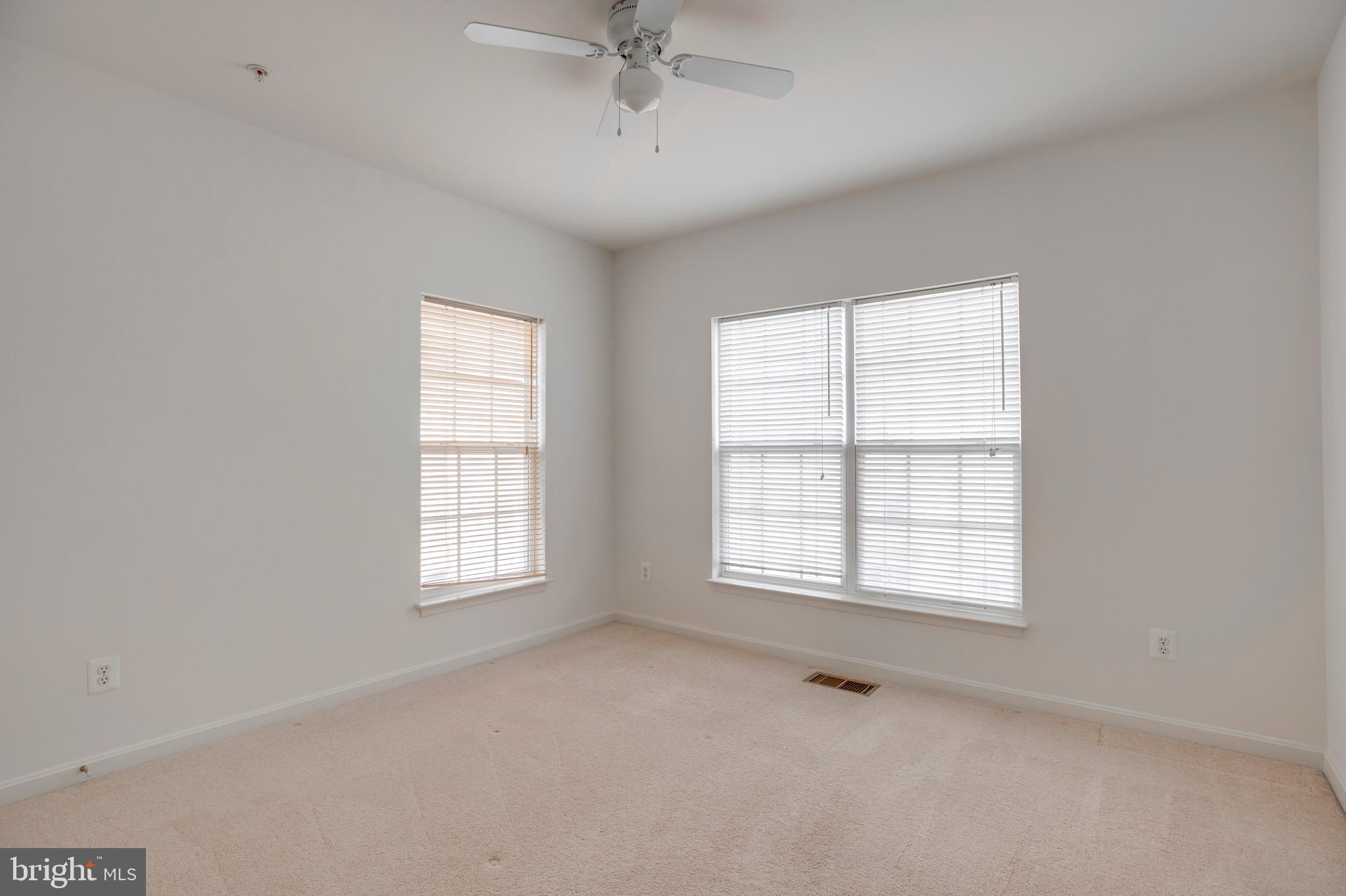 RESIDENCES AT BRAMBLETON - Residential Lease