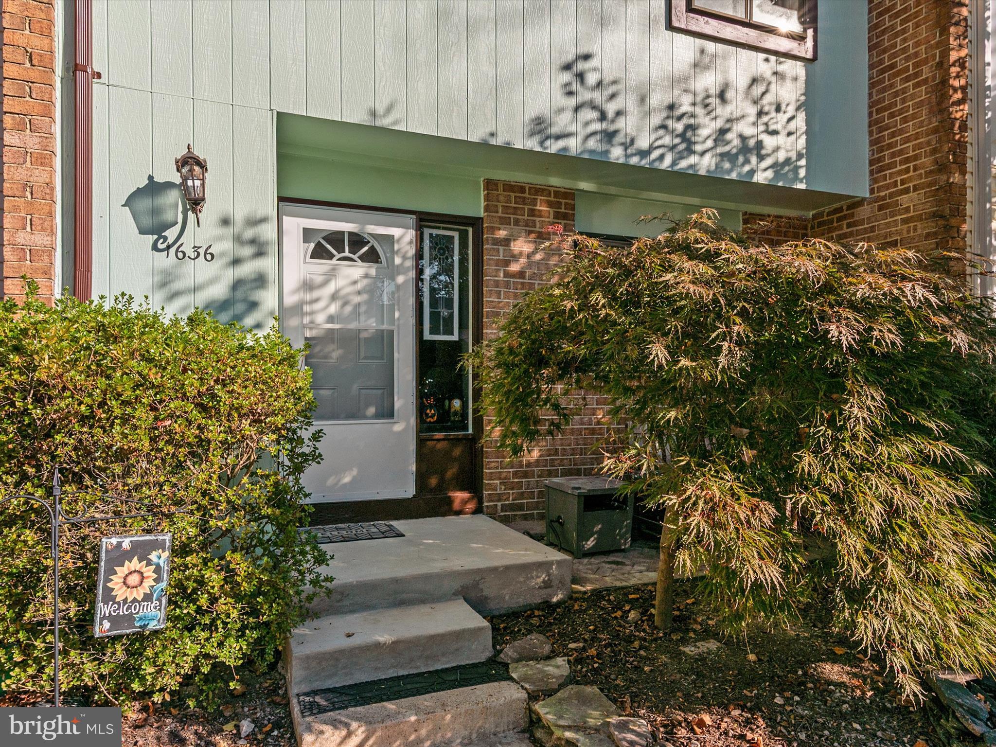 1636 NEW WINDSOR COURT