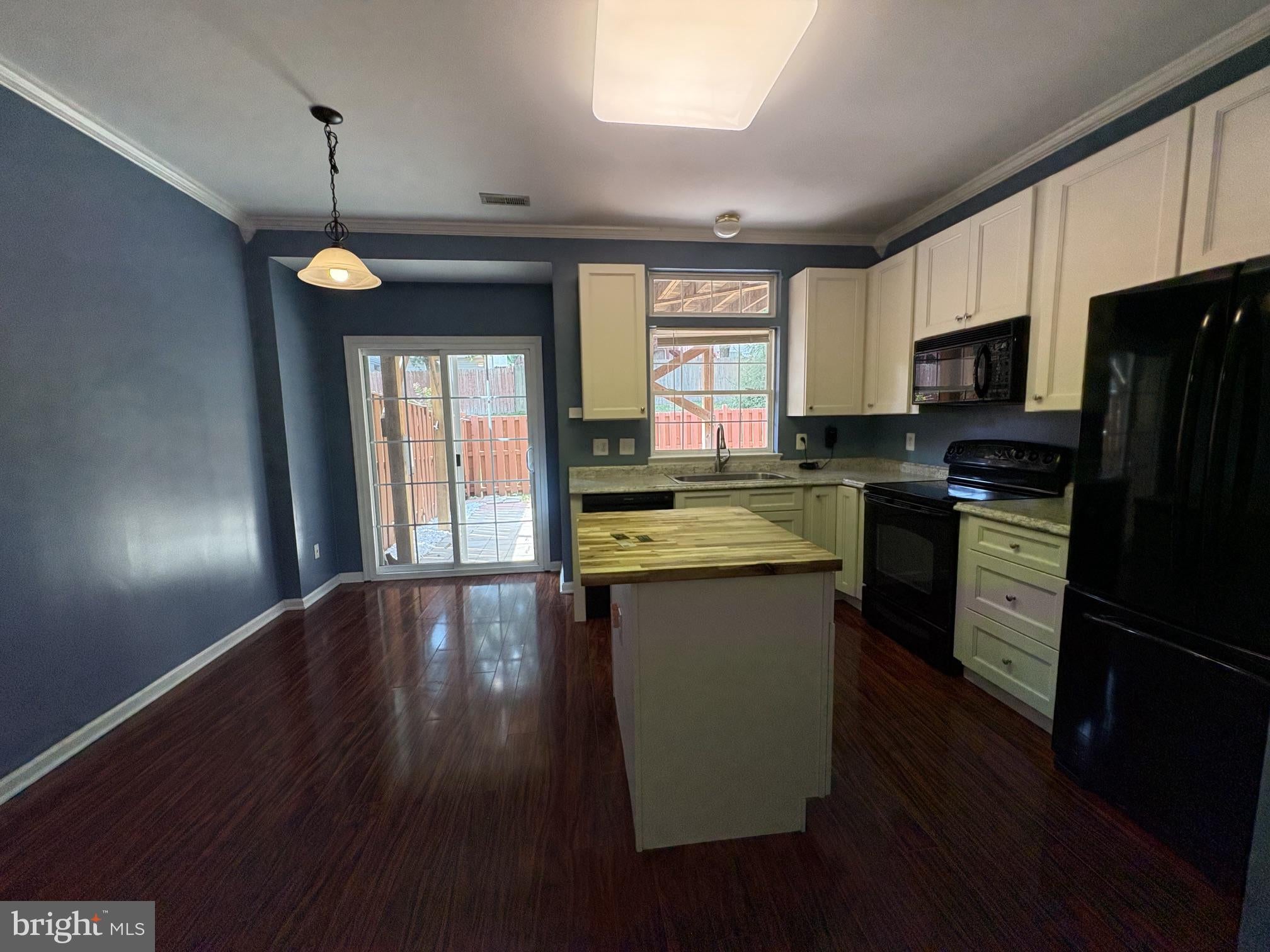 2085 STARGRASS COURT