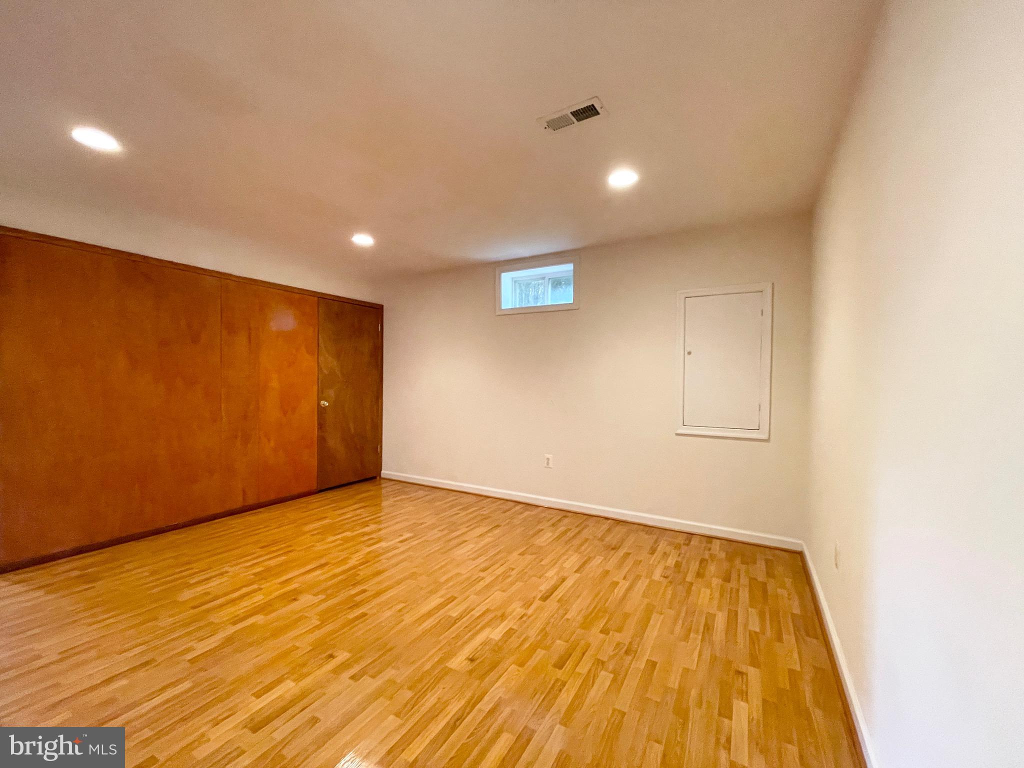 VILLAGES OF URBANA - Residential