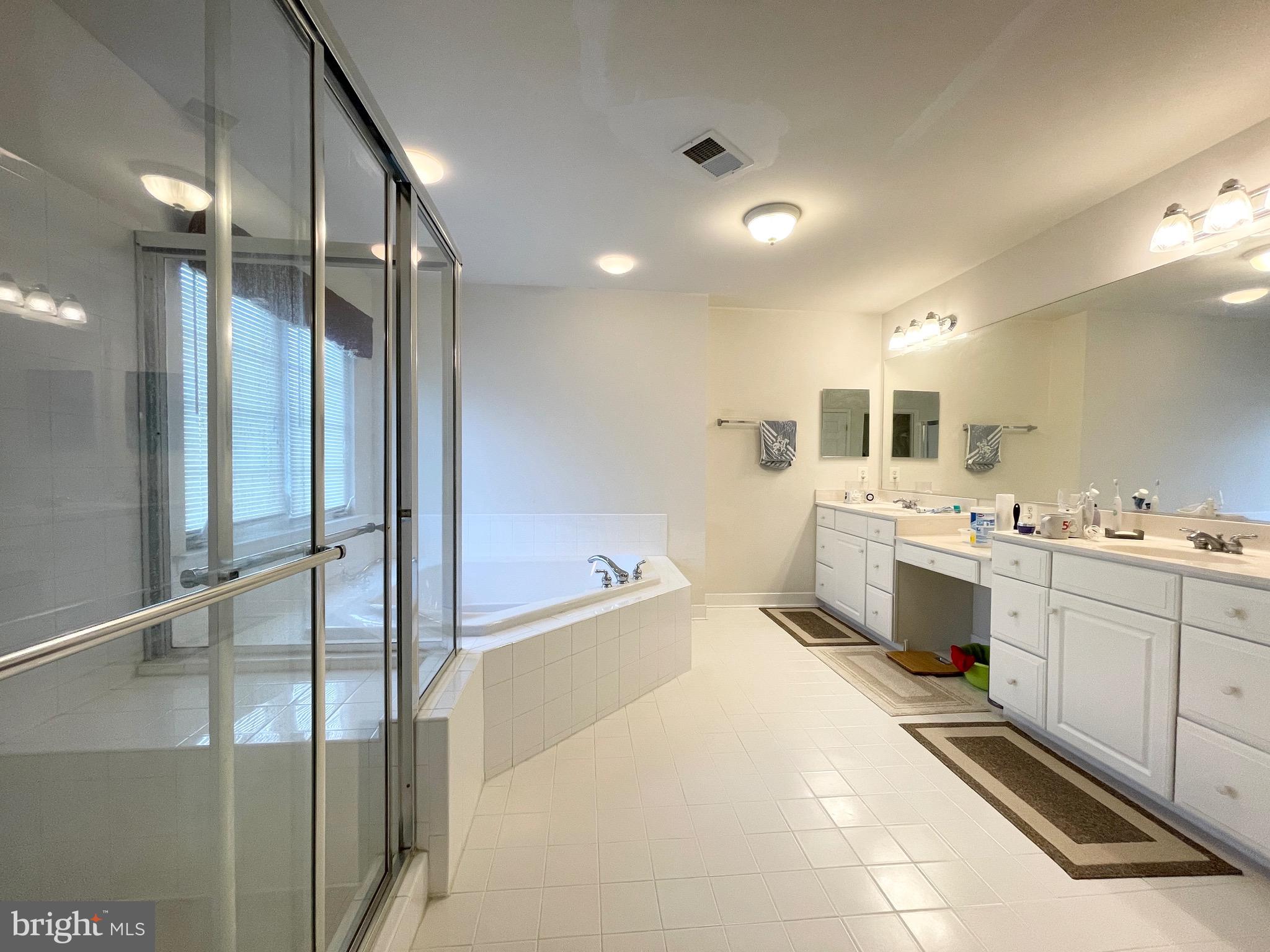 VILLAGES OF URBANA - Residential