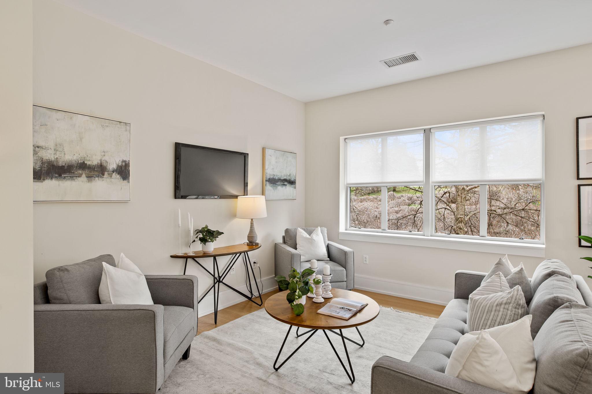 PEMBROKE NORTH - Residential