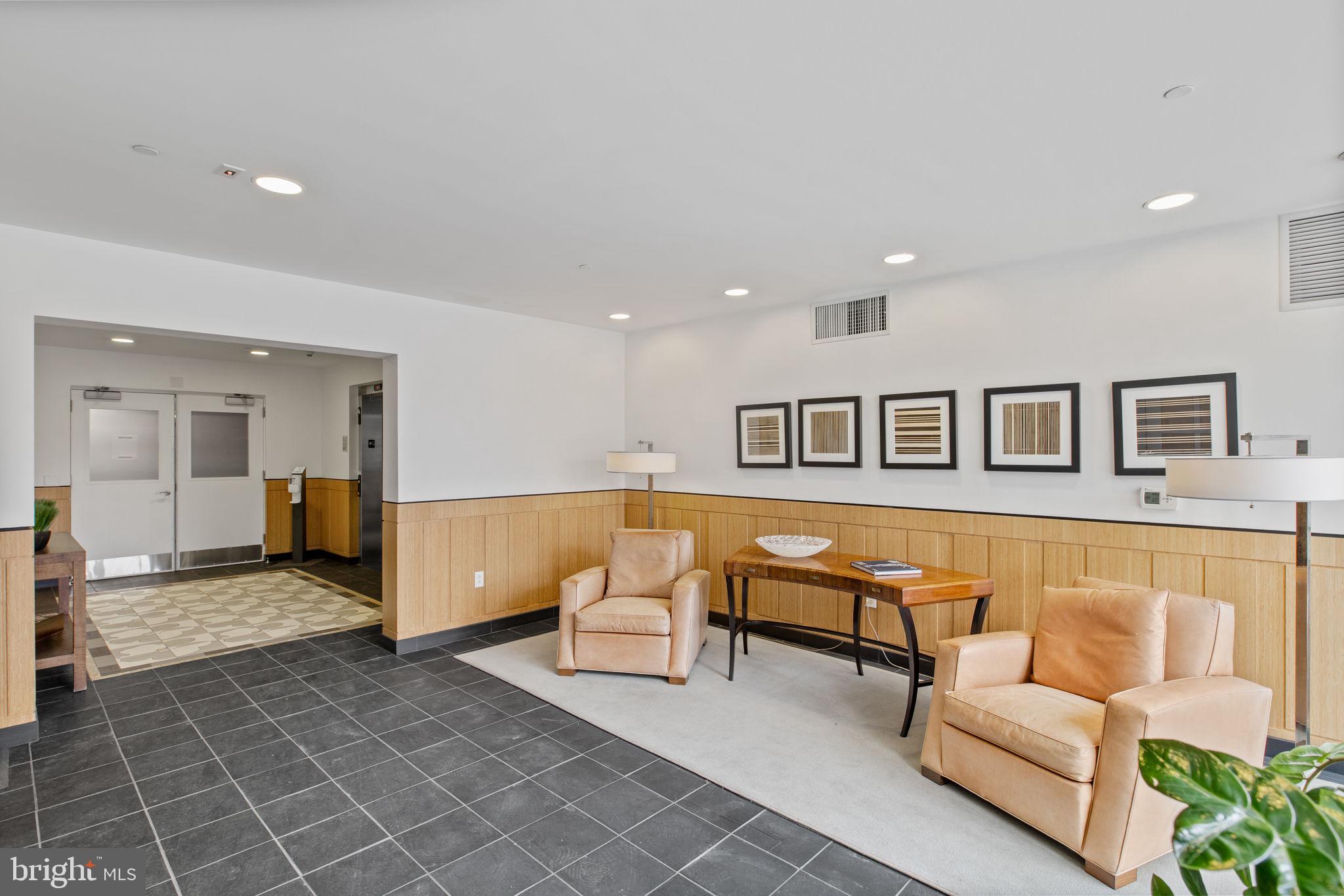 PEMBROKE NORTH - Residential