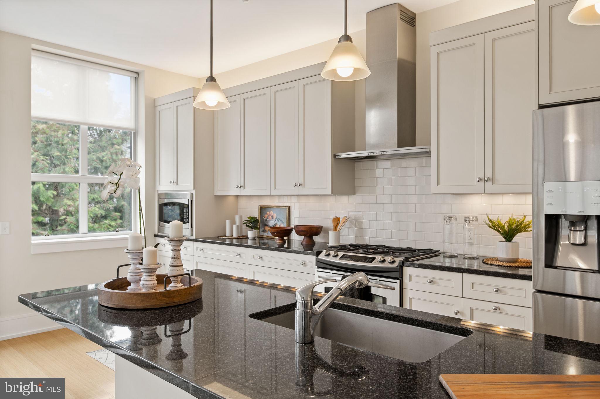 PEMBROKE NORTH - Residential