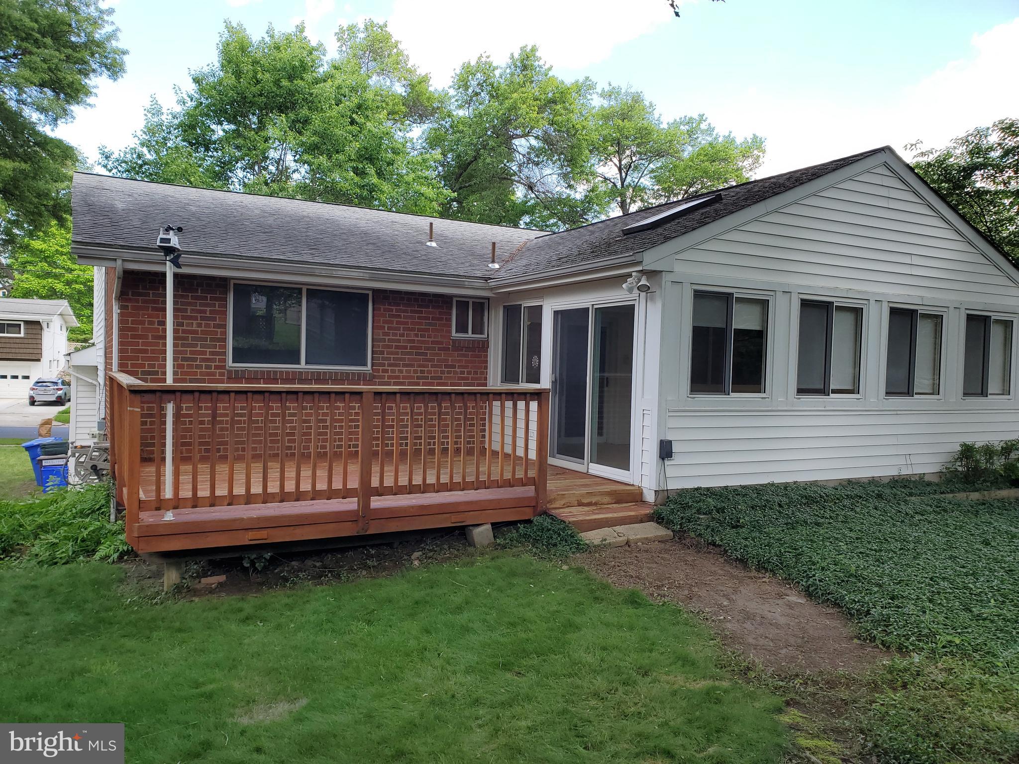 614 HILLSBORO DRIVE