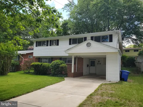 614 Hillsboro Drive, Silver Spring, MD MLS: MDMC2180308