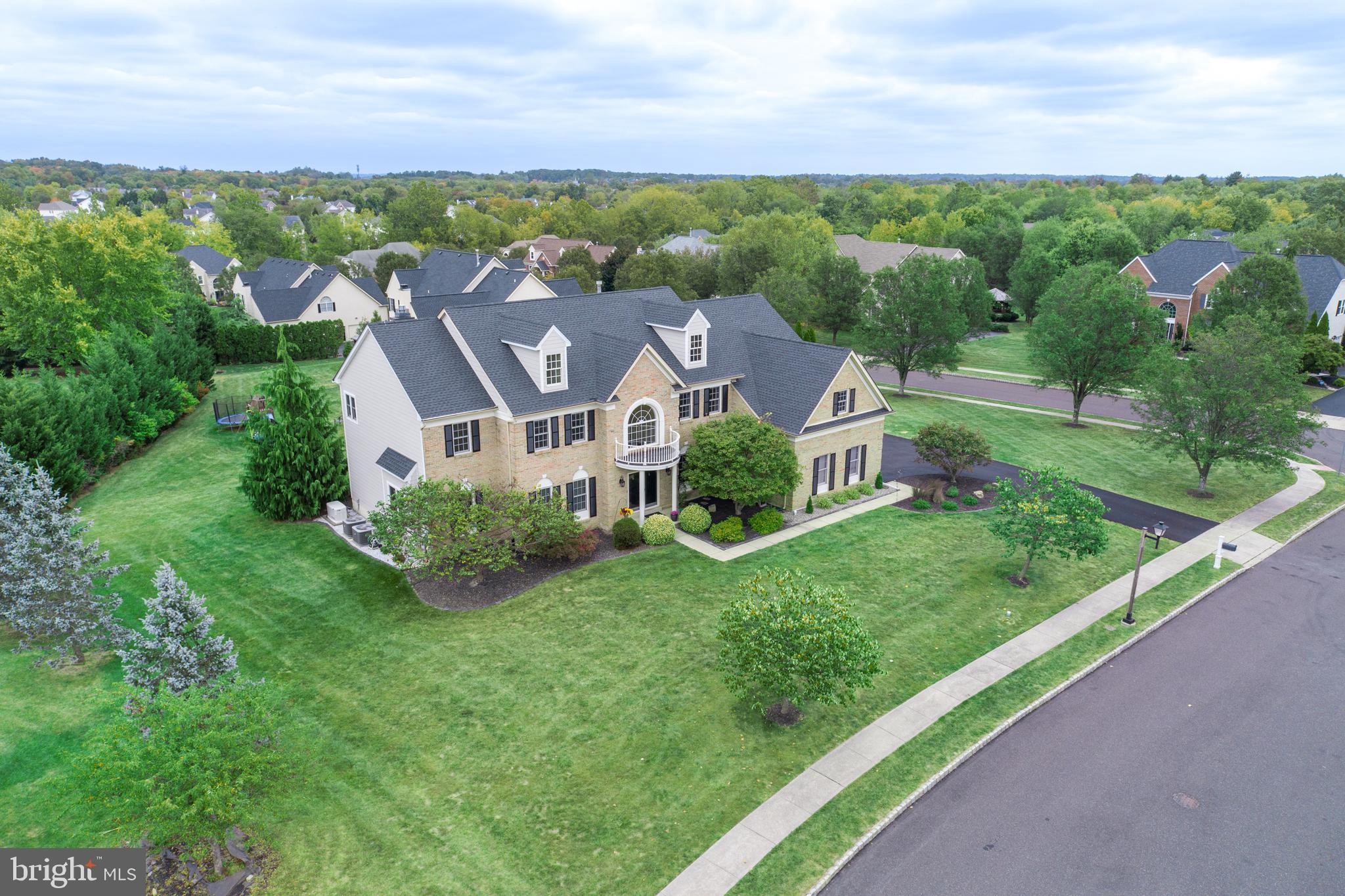 ESTS AT WINDLESTRA - Residential