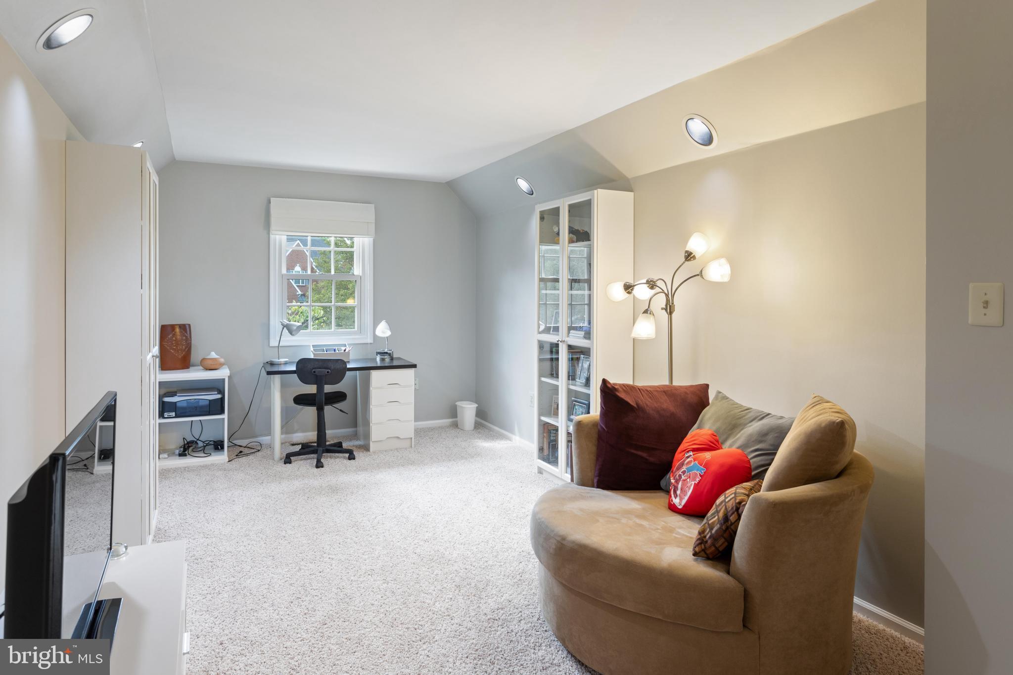 ESTS AT WINDLESTRA - Residential