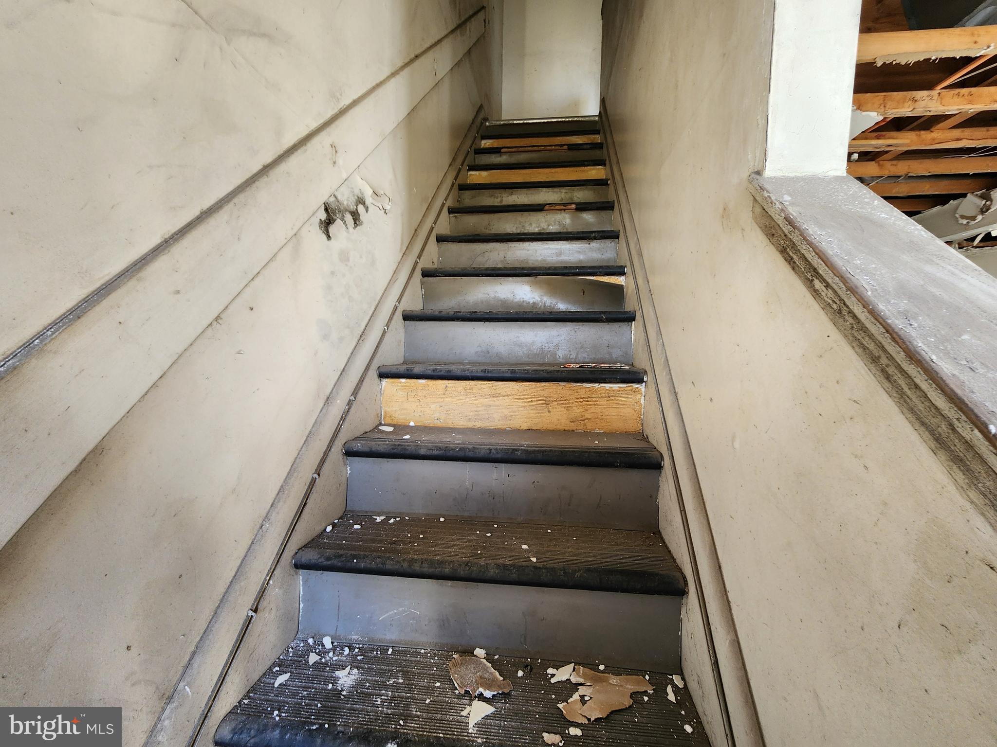 SANDTOWN-WINCHESTER - Residential