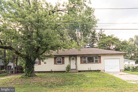 30 APPLE AVENUE BROWNS MILLS NJ 08015