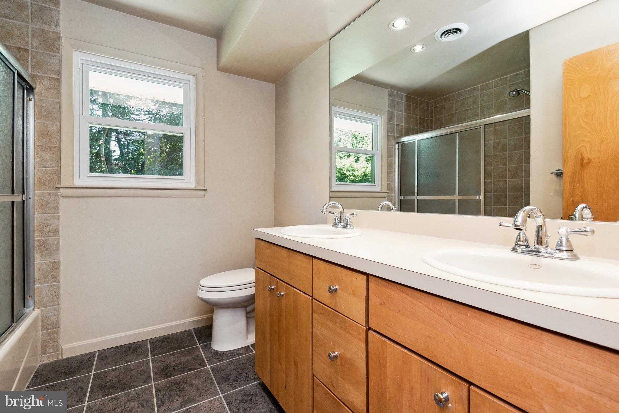 WINCHESTER PARK - Residential