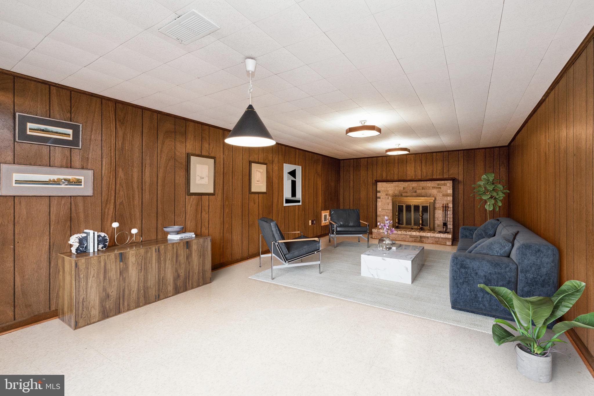 WINCHESTER PARK - Residential