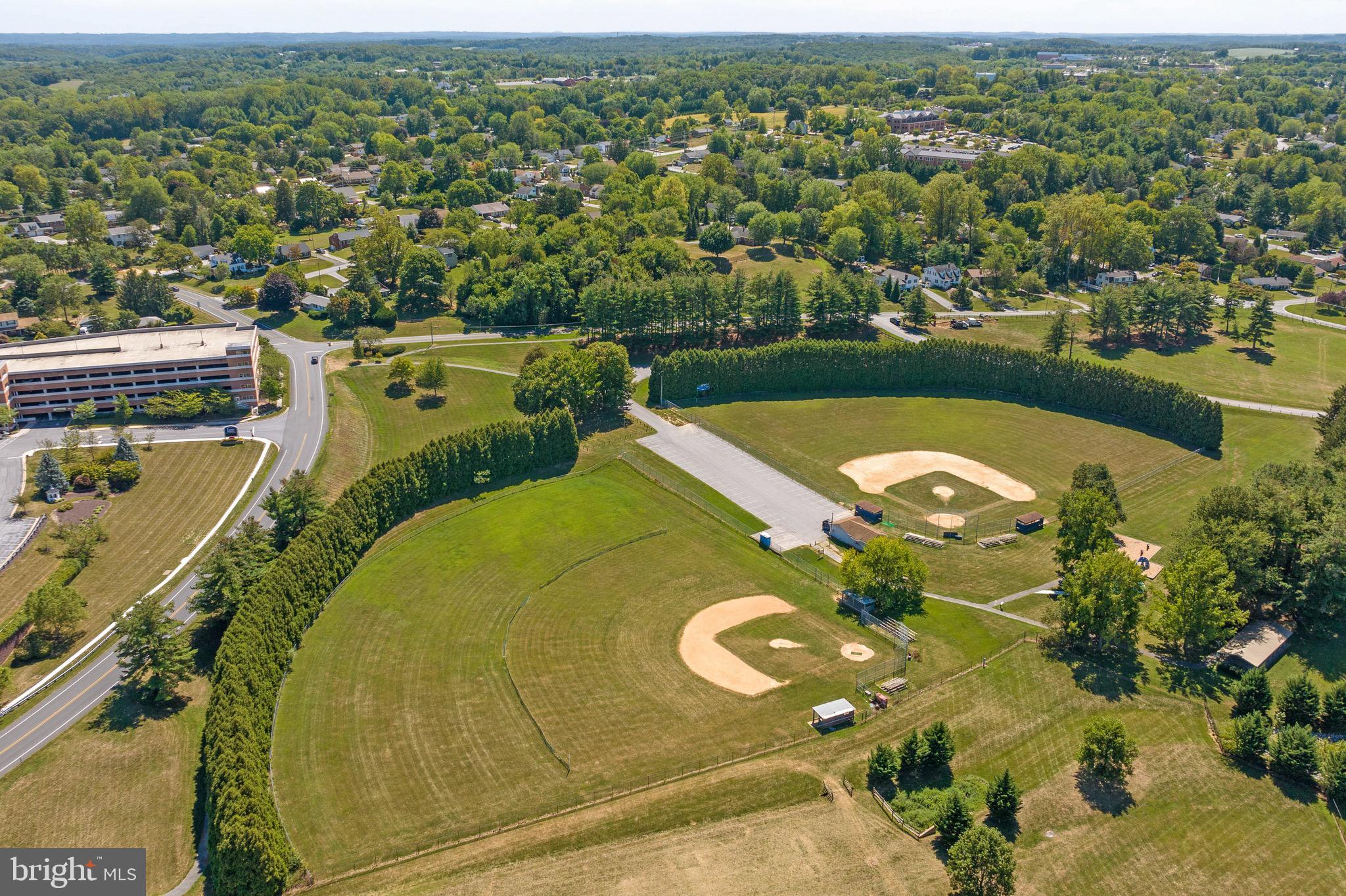 WINCHESTER PARK - Residential