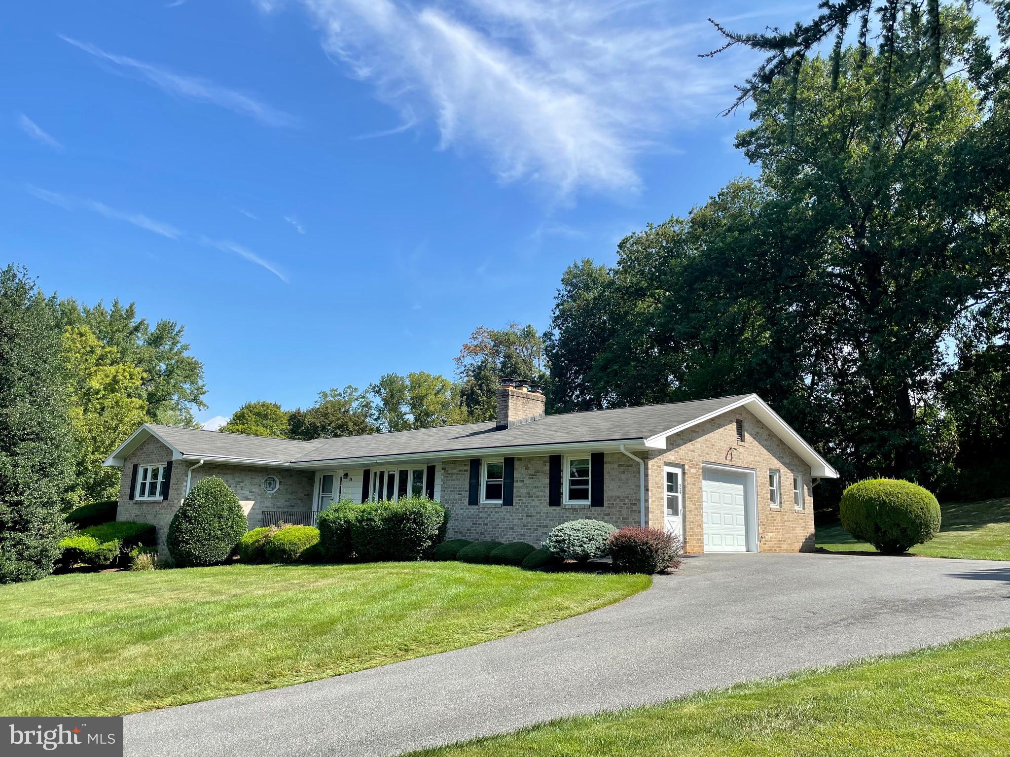 WINCHESTER PARK - Residential