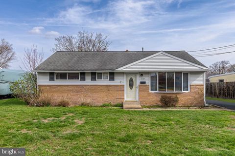 Homes For Sale - 1037 Monmouth Road<br/> Gloucester County, DEPTFORD, NJ 08096