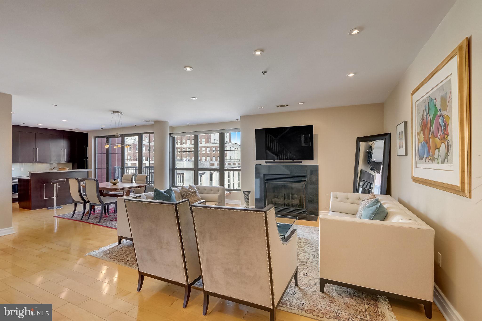 SOCIETY HILL - Residential