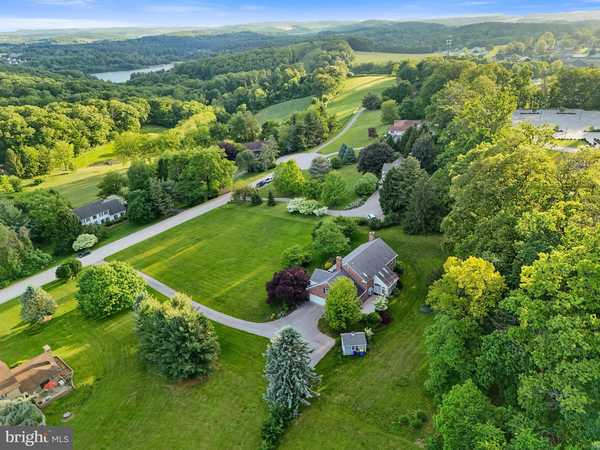 189 TUSCARORA DRIVE