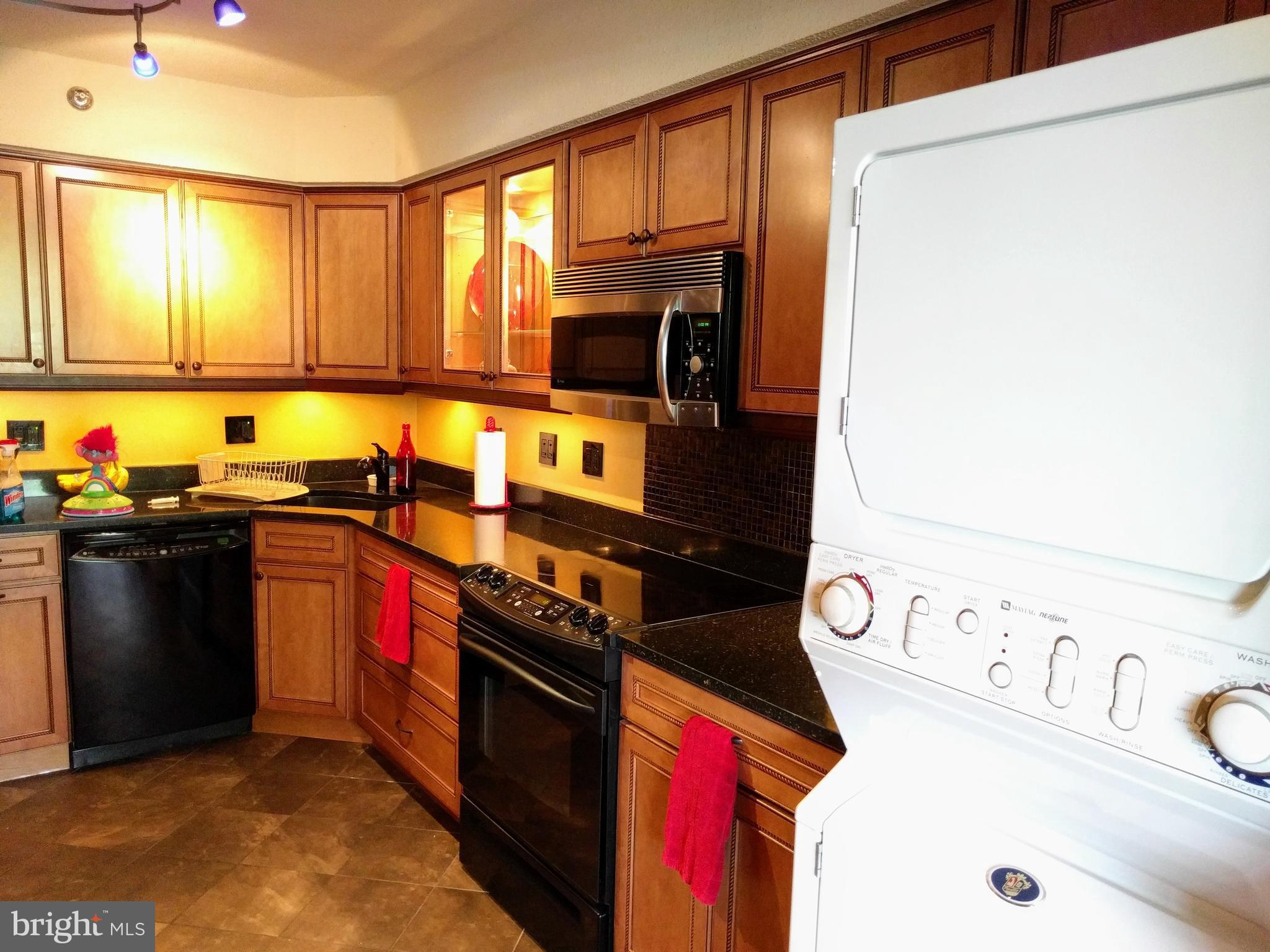 SKYLINE HOUSE - Residential Lease