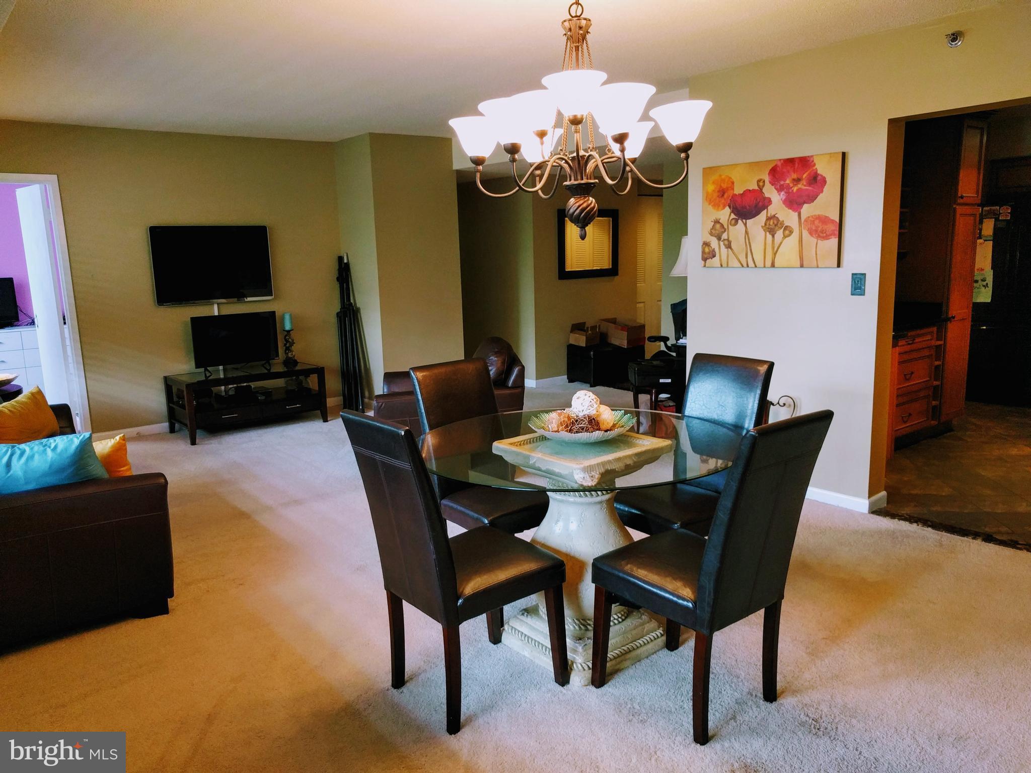 SKYLINE HOUSE - Residential Lease