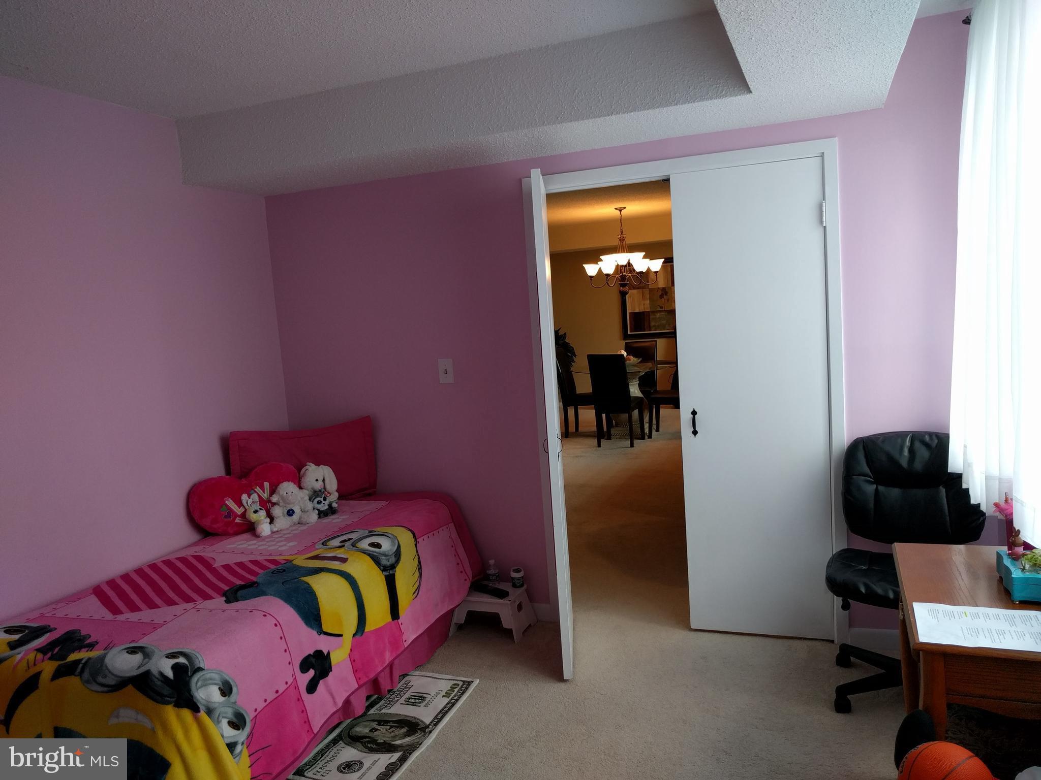 SKYLINE HOUSE - Residential Lease