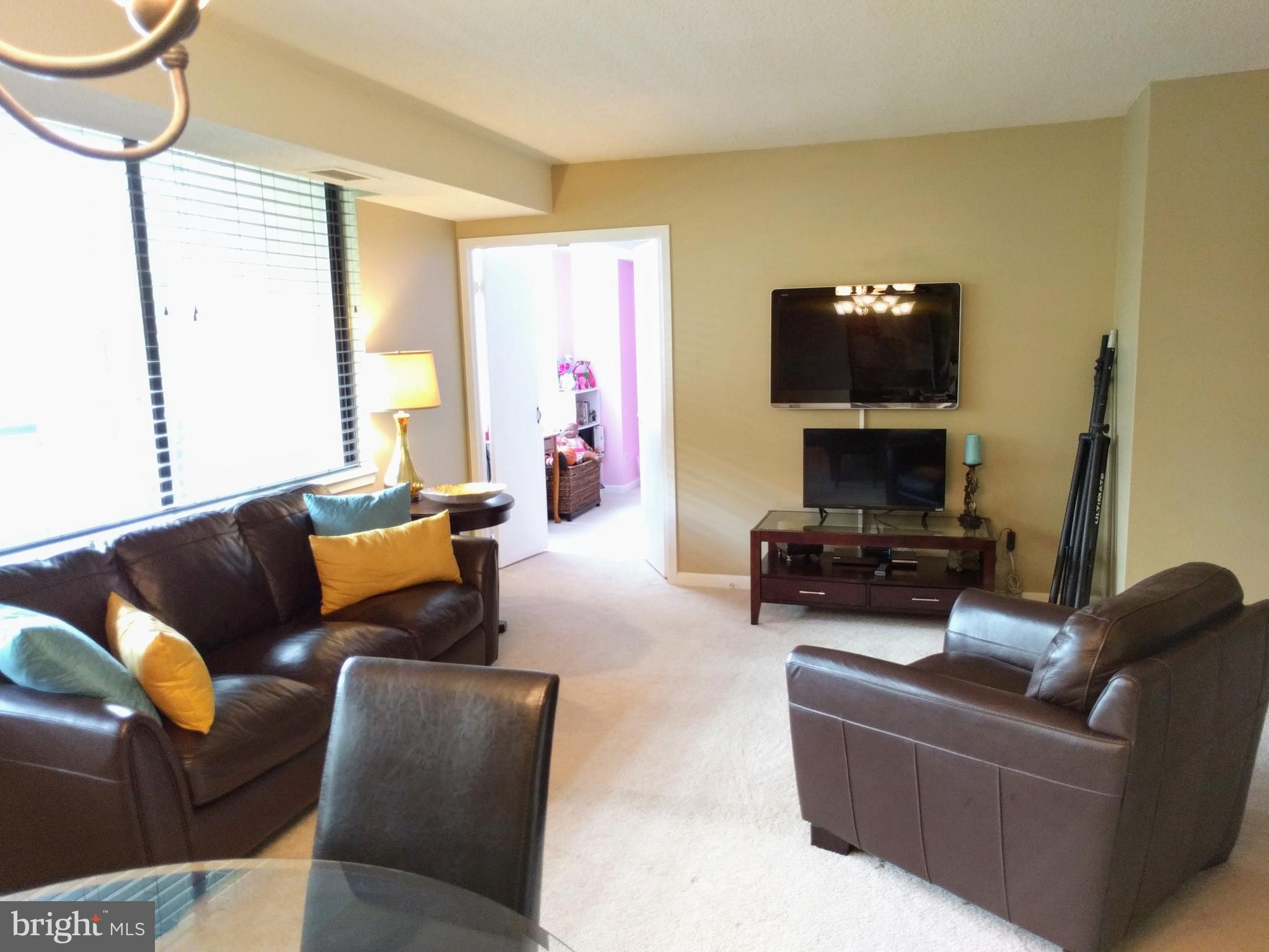 SKYLINE HOUSE - Residential Lease