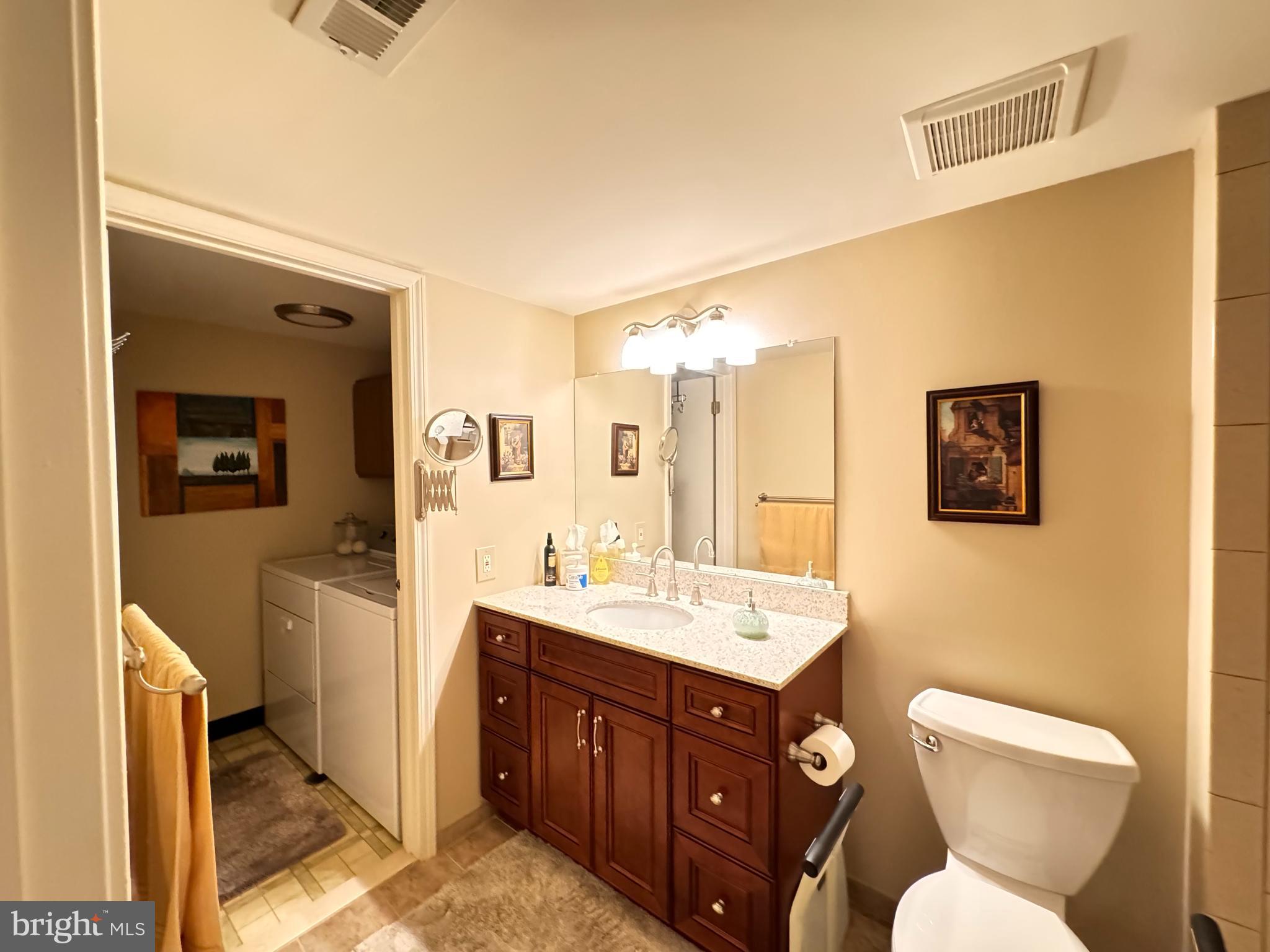 STEAMBOAT STATION - Residential