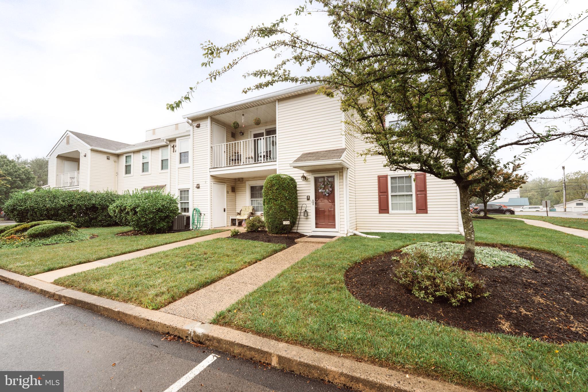 STEAMBOAT STATION - Residential