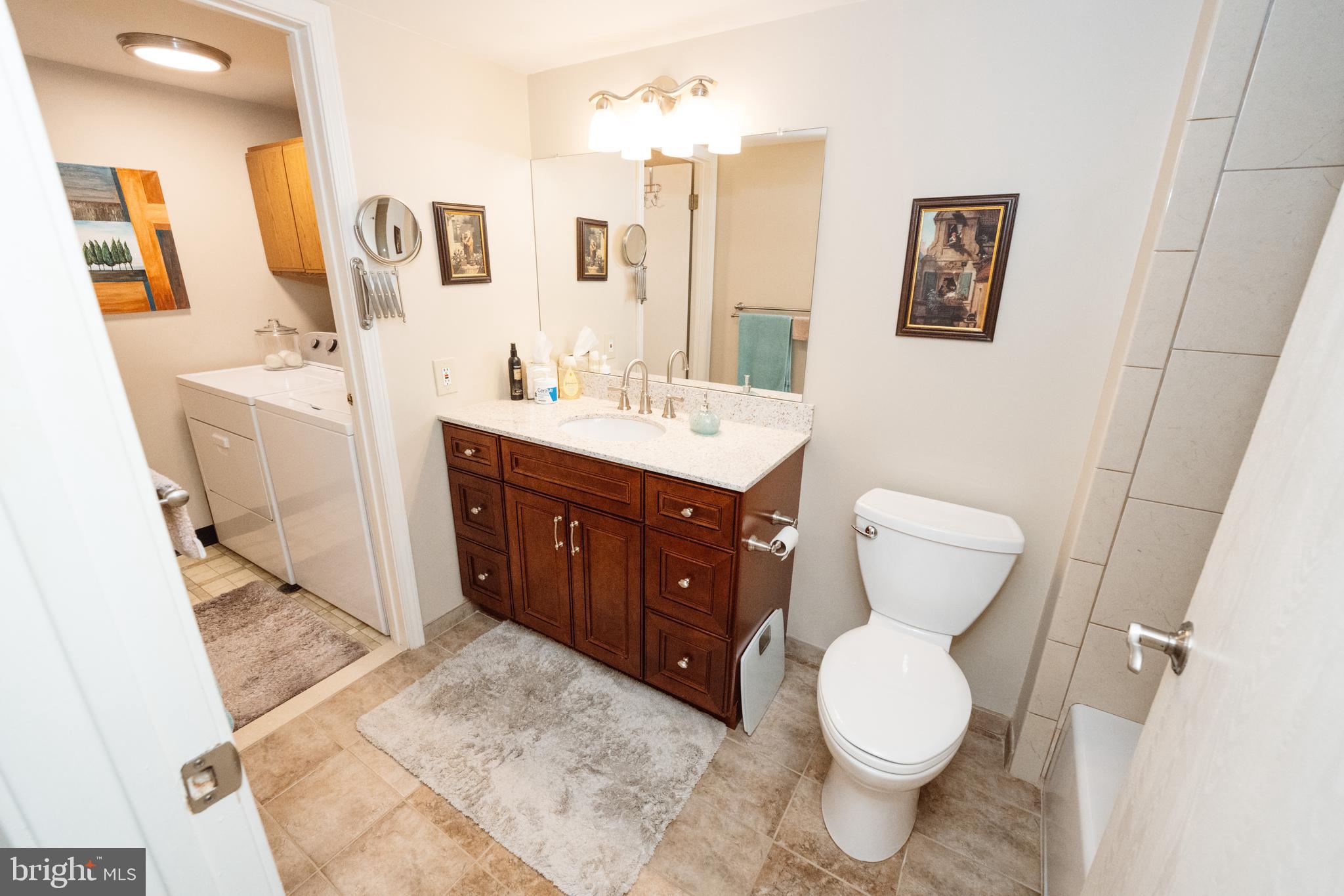 STEAMBOAT STATION - Residential