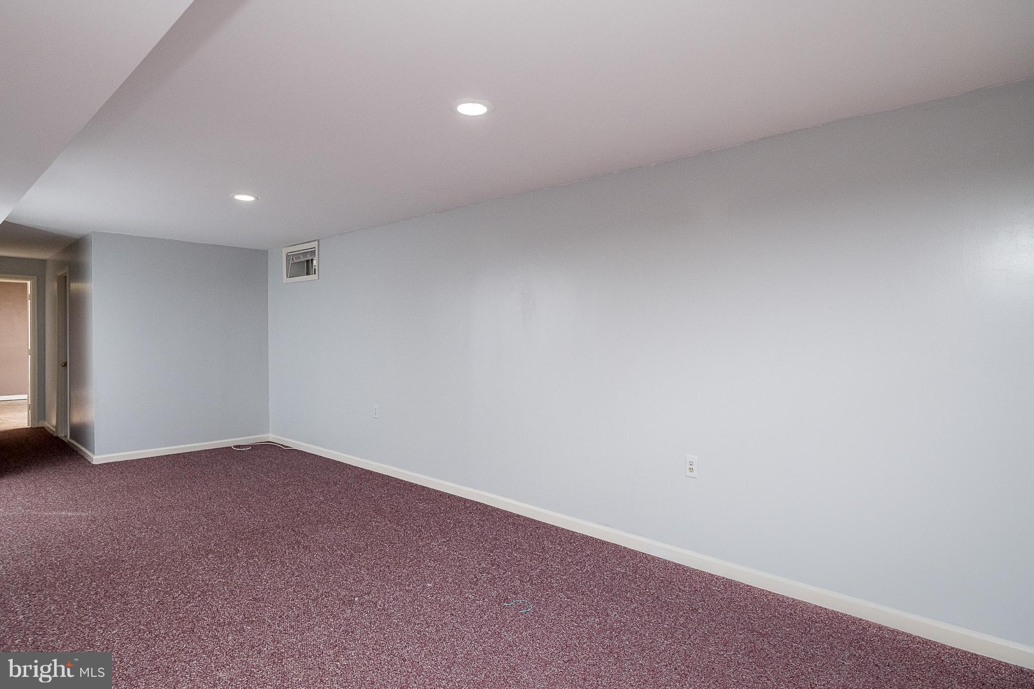 MIDDLEBURY - Residential