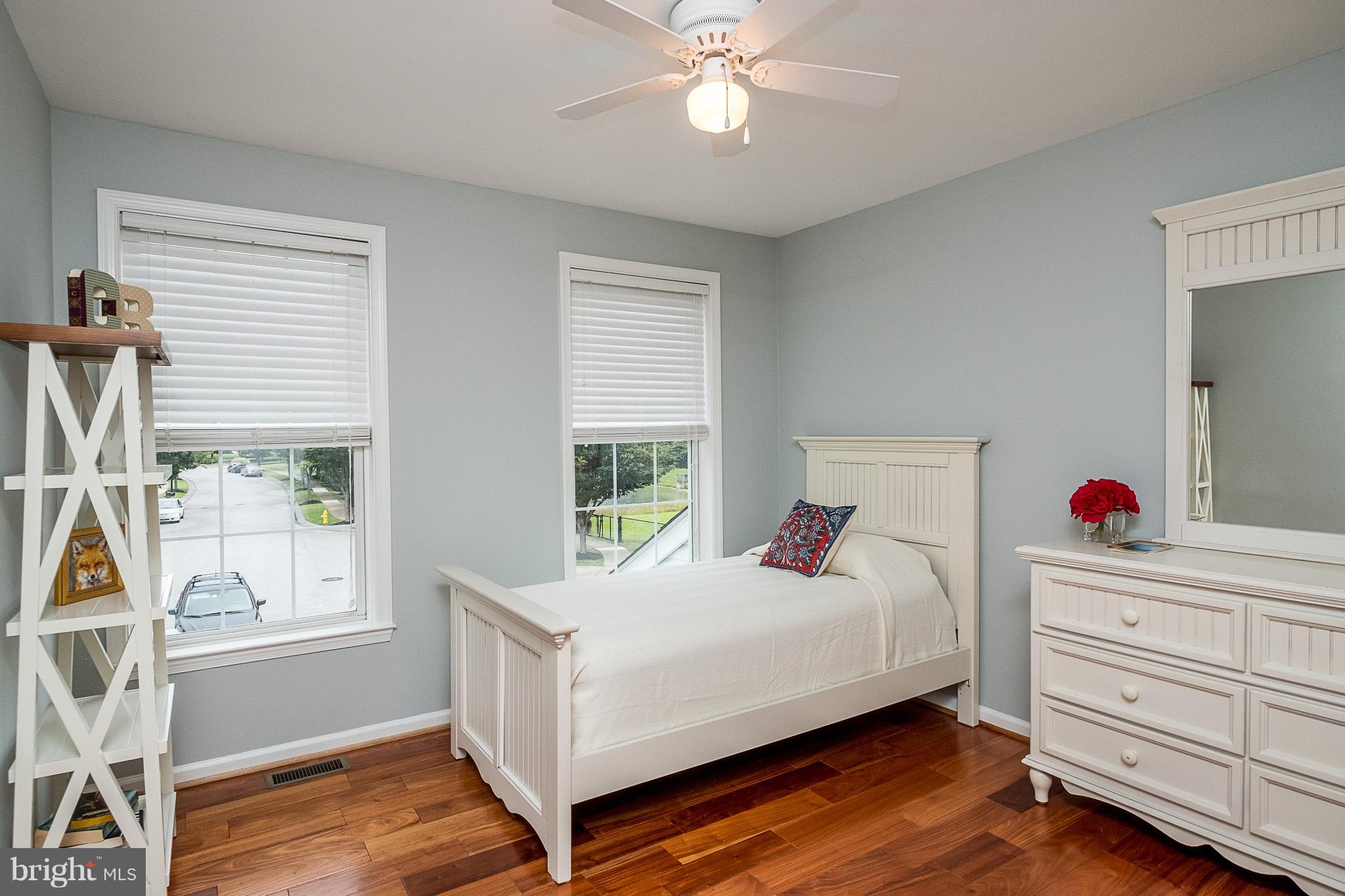 MIDDLEBURY - Residential