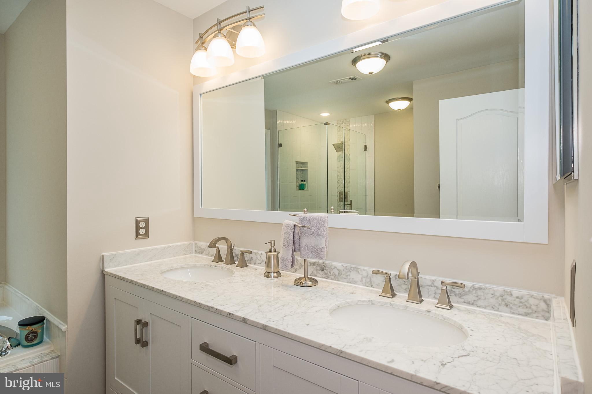 MIDDLEBURY - Residential