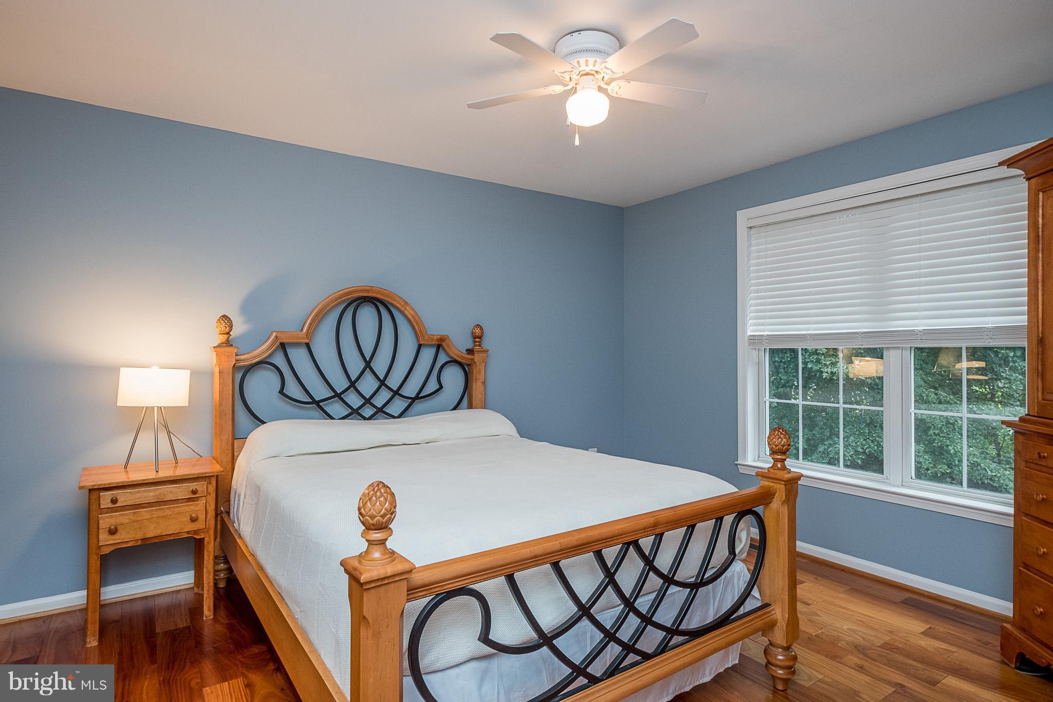 MIDDLEBURY - Residential