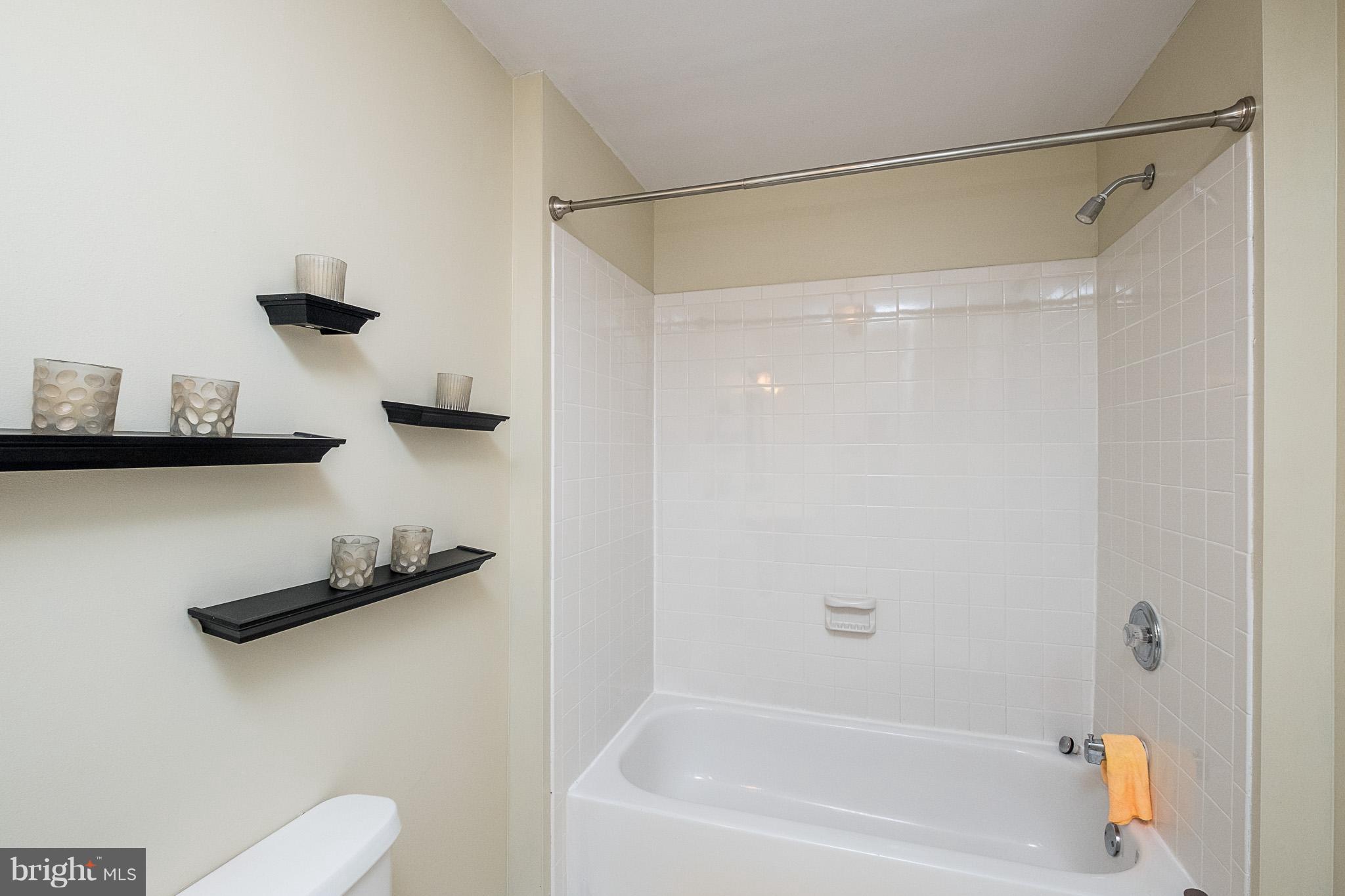 MIDDLEBURY - Residential