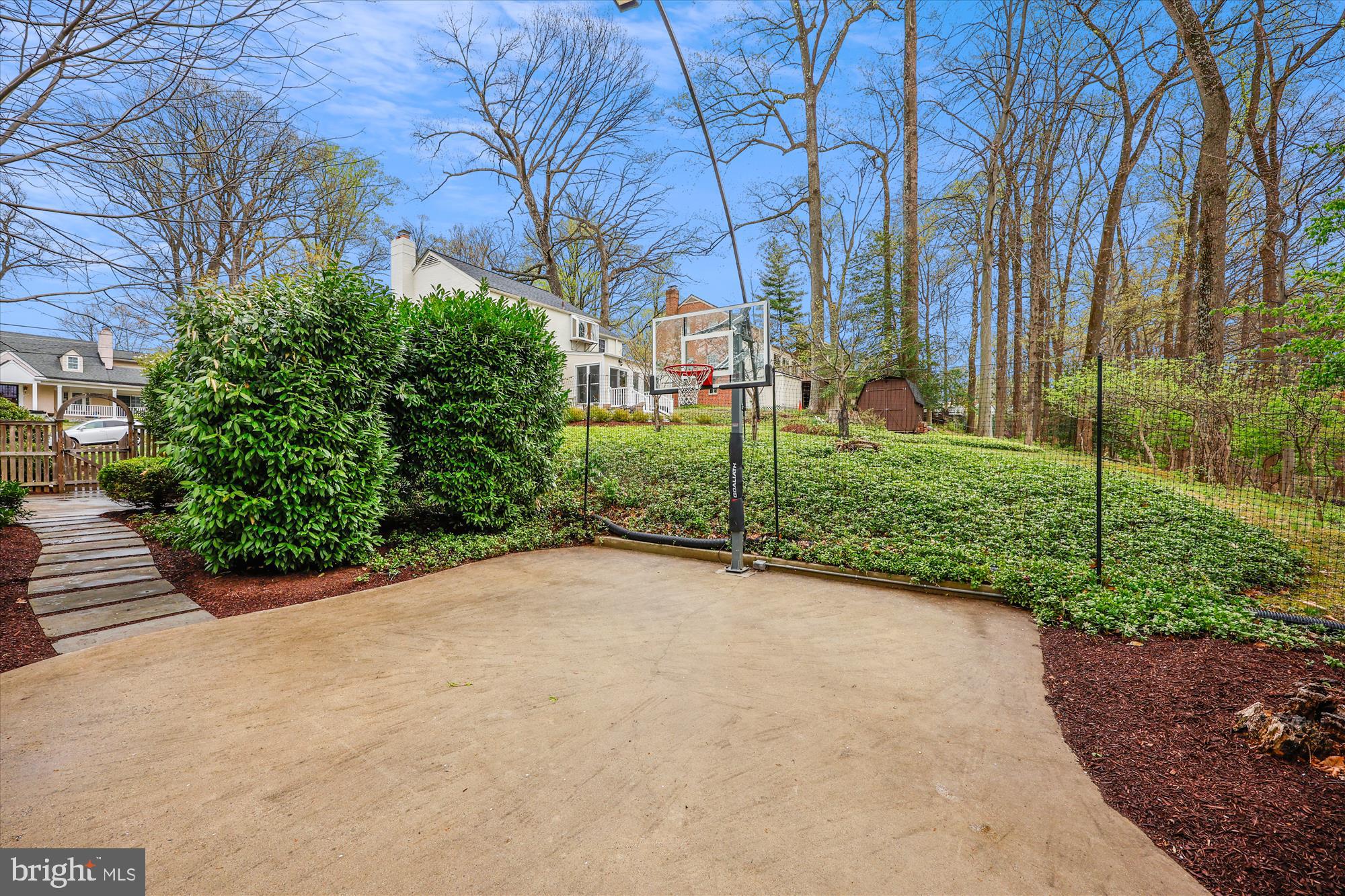 PARKWOOD - Residential