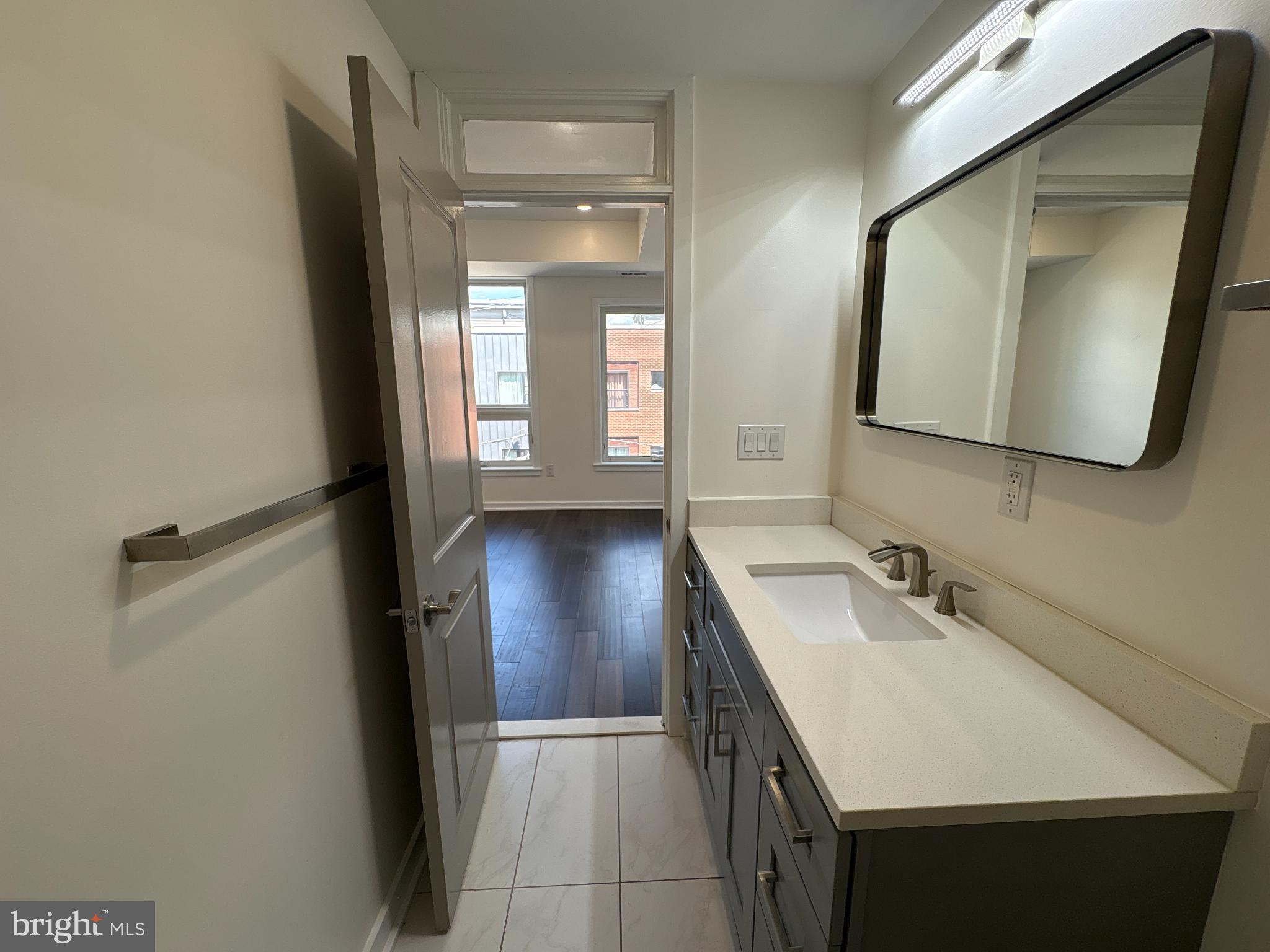 EAST KENSINGTON - Residential Lease