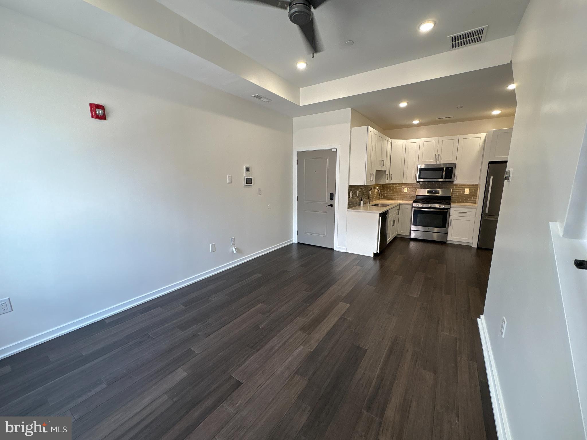 EAST KENSINGTON - Residential Lease