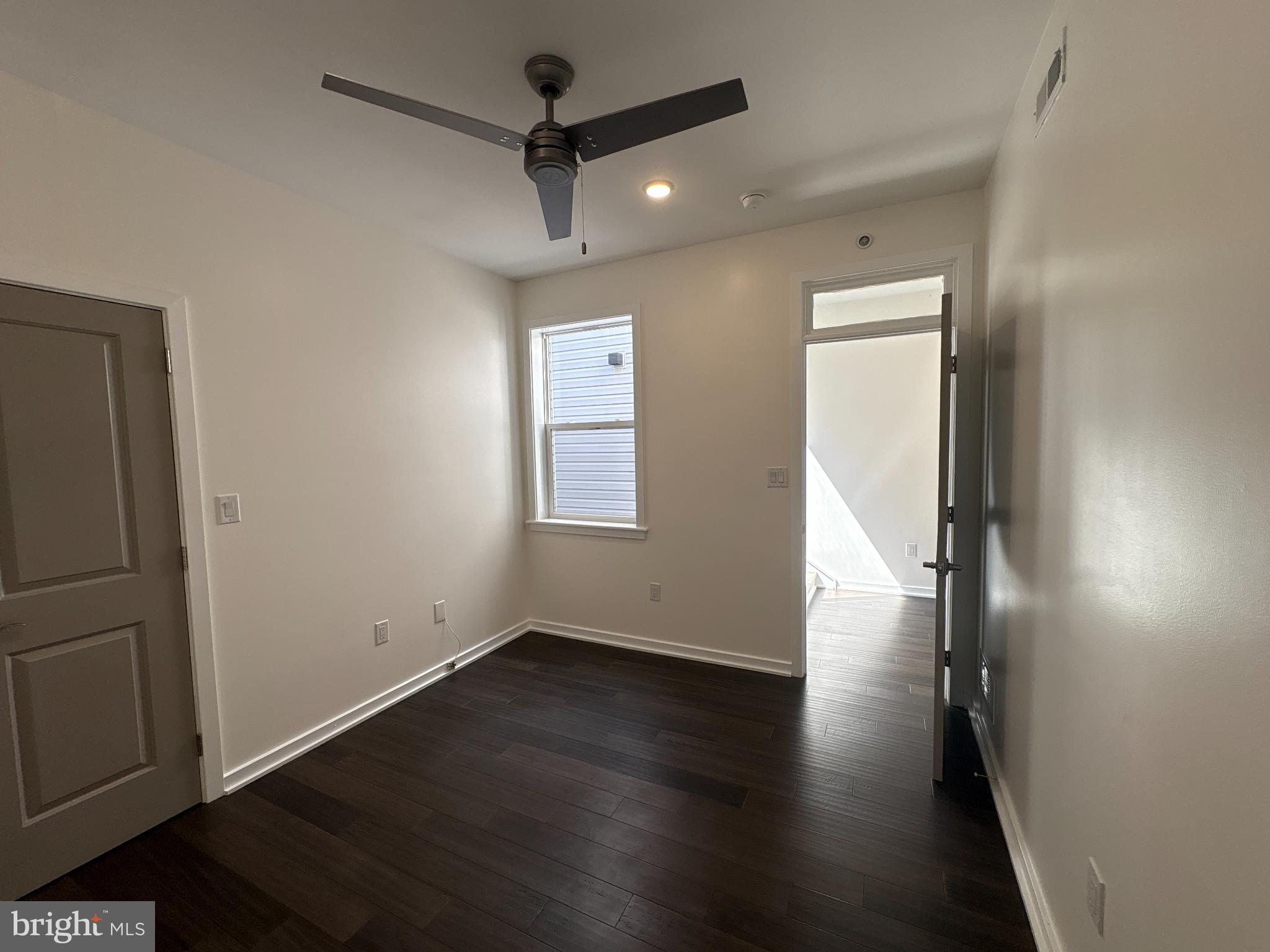 EAST KENSINGTON - Residential Lease