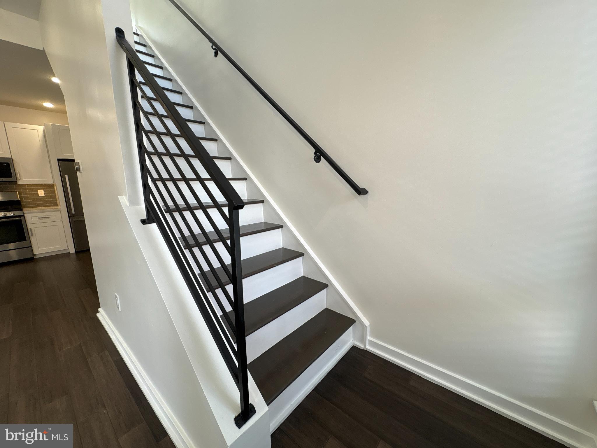 EAST KENSINGTON - Residential Lease