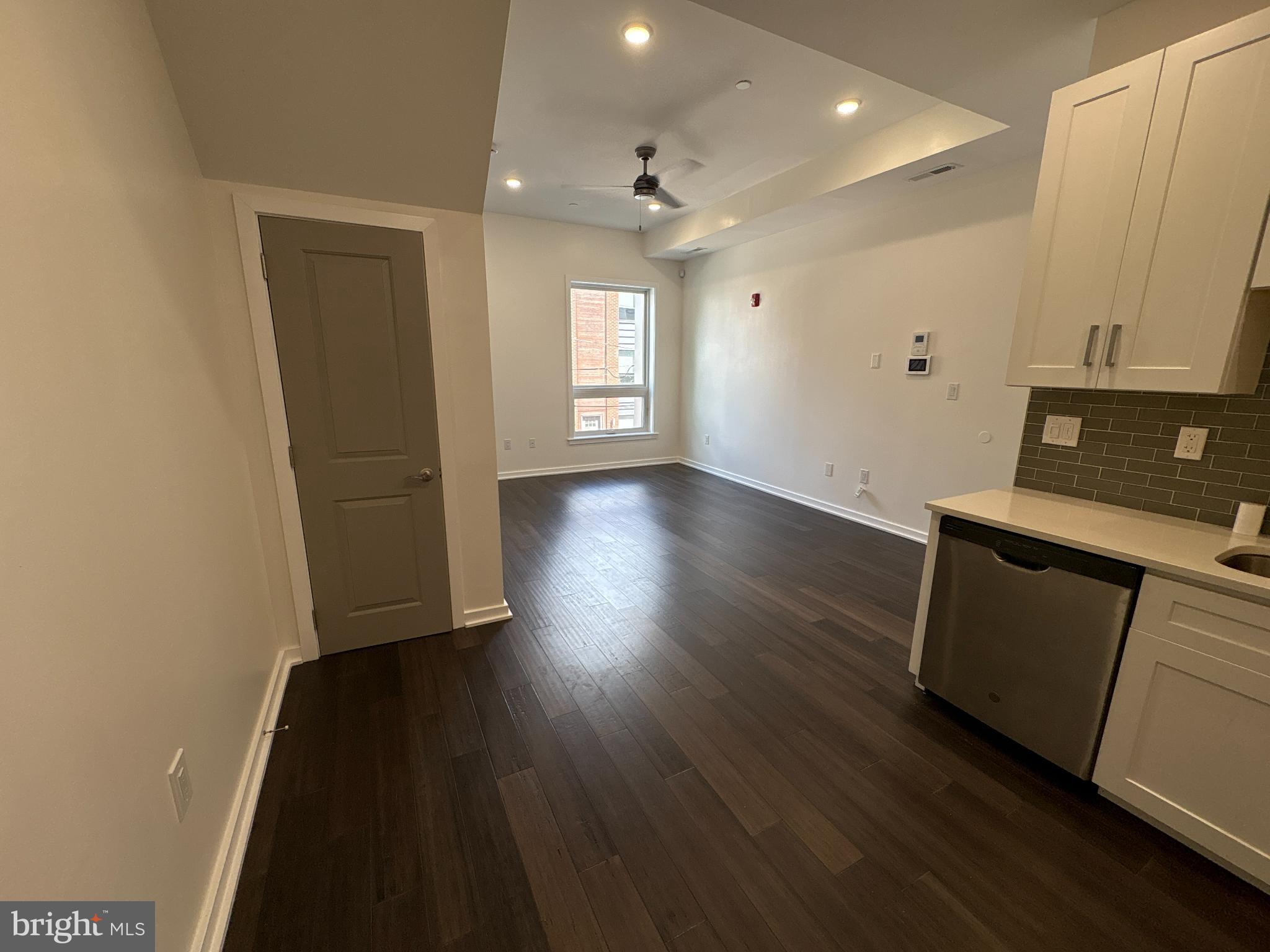 EAST KENSINGTON - Residential Lease