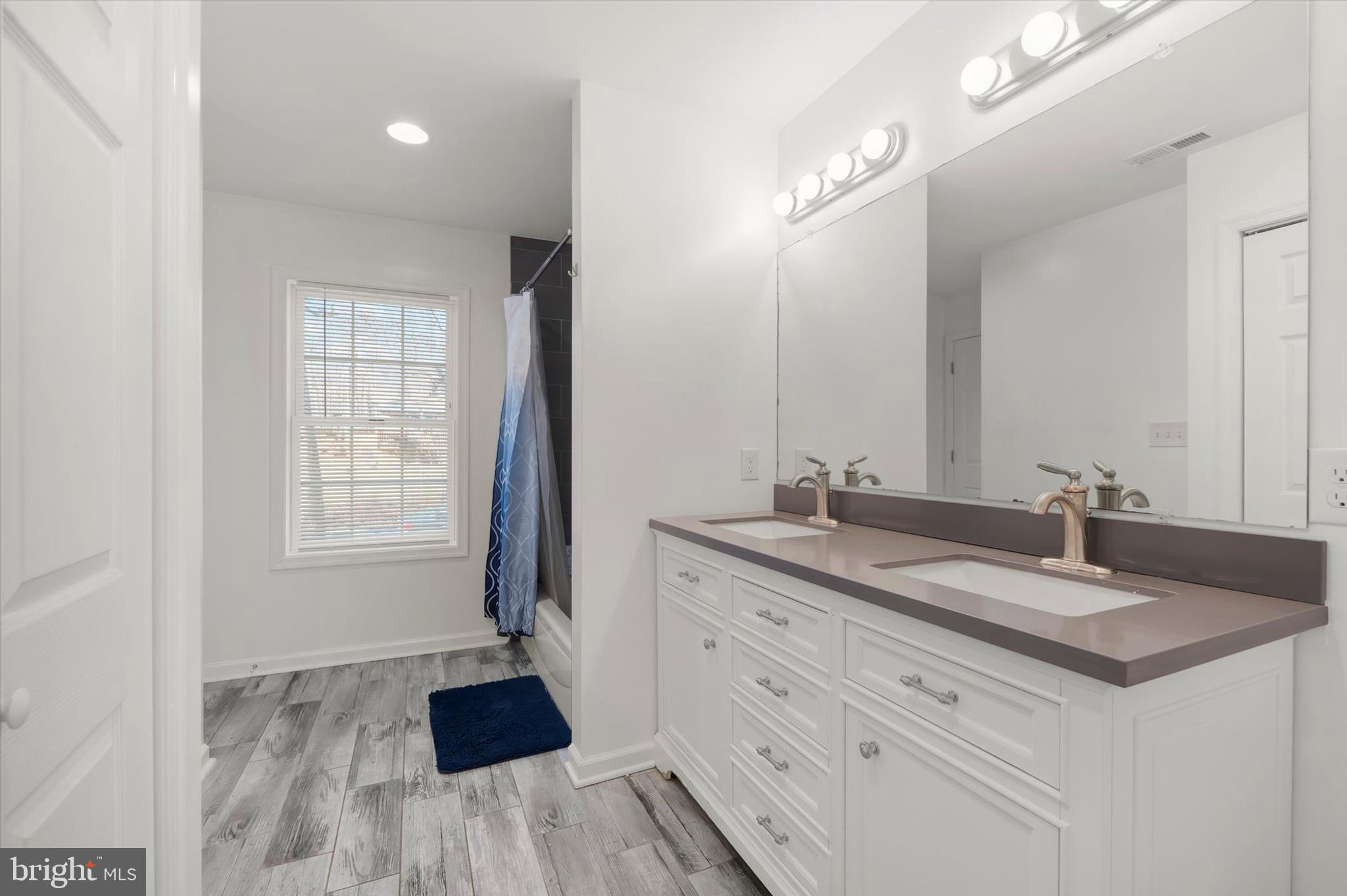 WILDE  ACRES - Residential