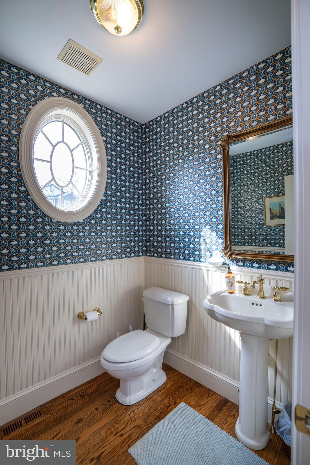 BARNBRIDGE - Residential