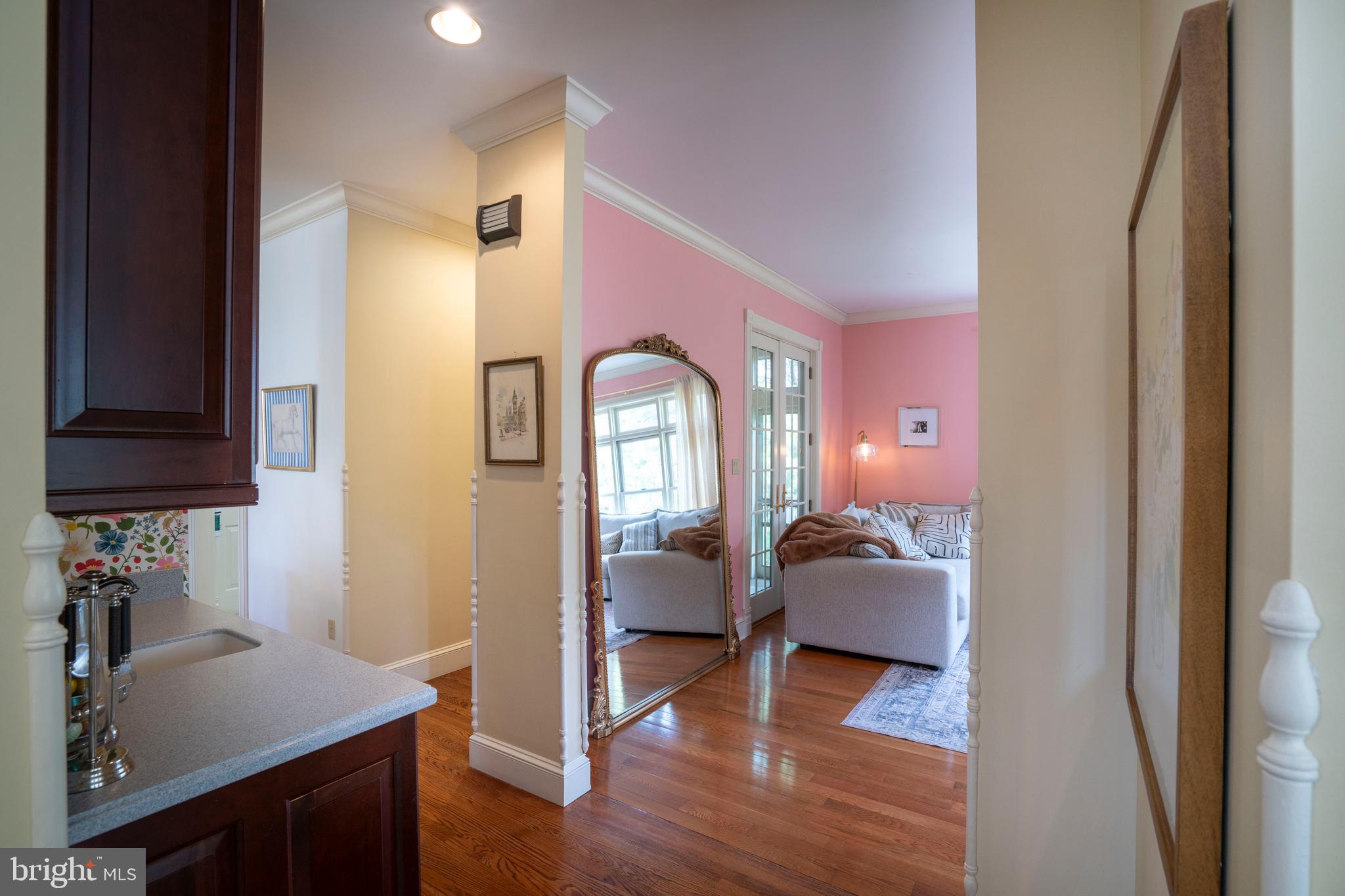 BARNBRIDGE - Residential