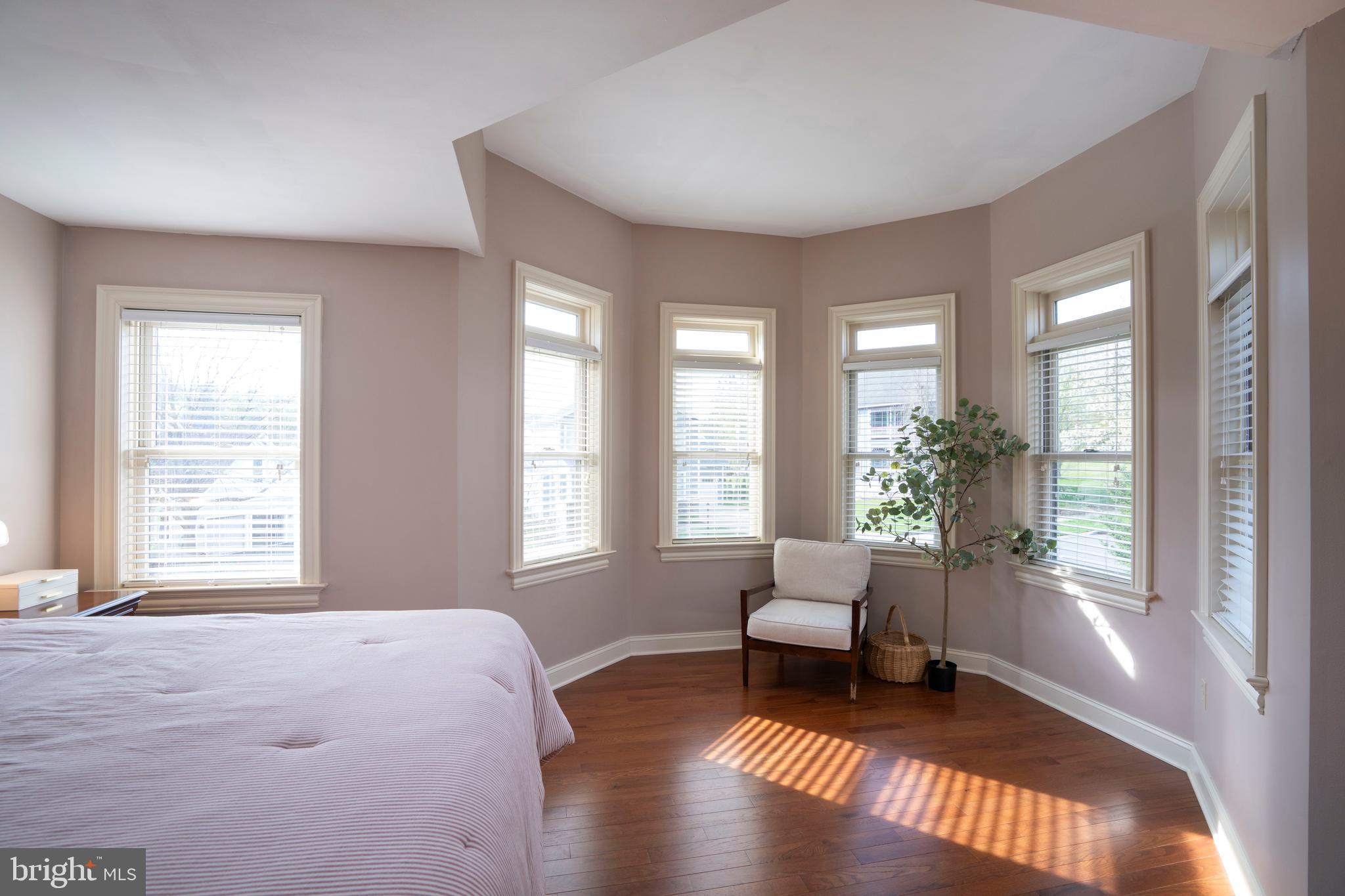 BARNBRIDGE - Residential