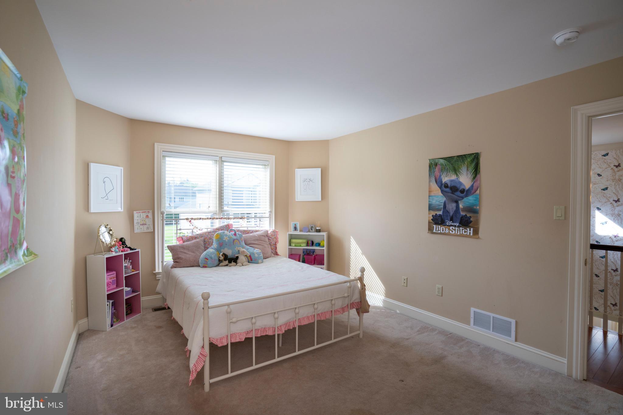 BARNBRIDGE - Residential