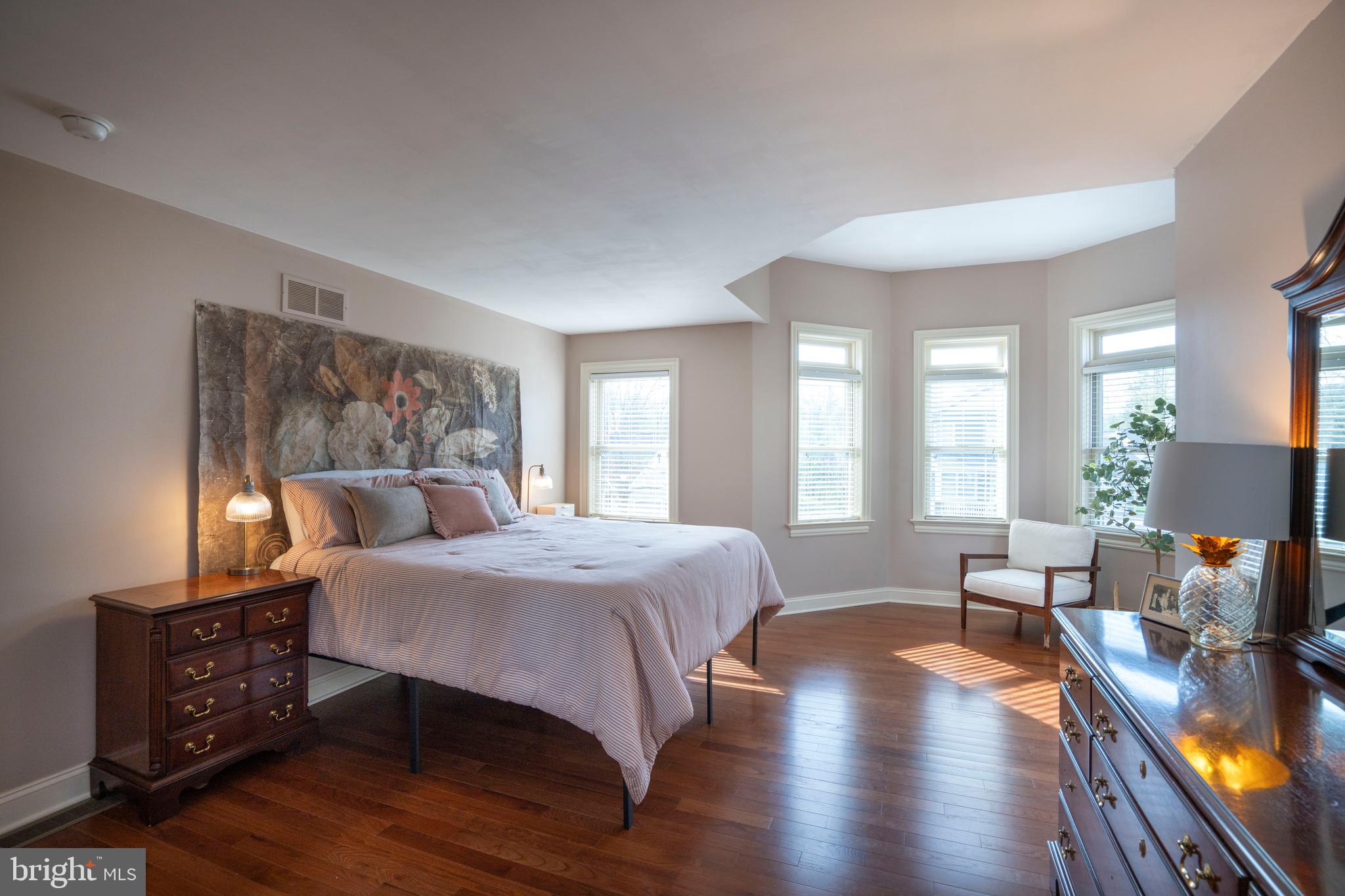 BARNBRIDGE - Residential