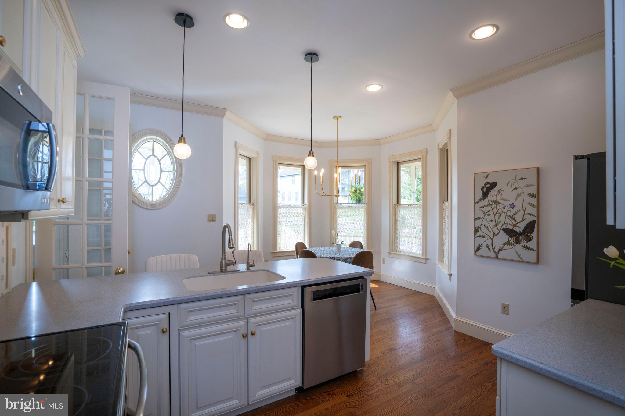 BARNBRIDGE - Residential