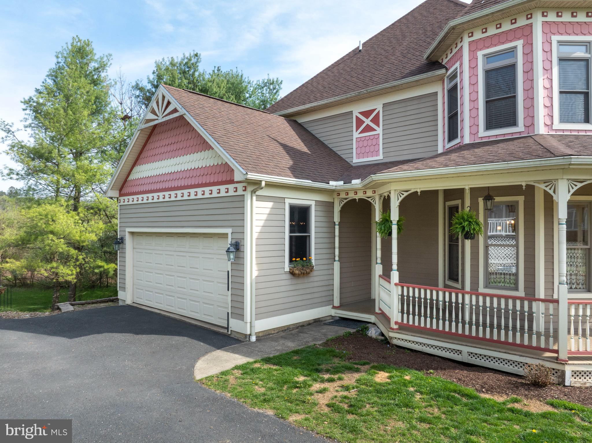 BARNBRIDGE - Residential