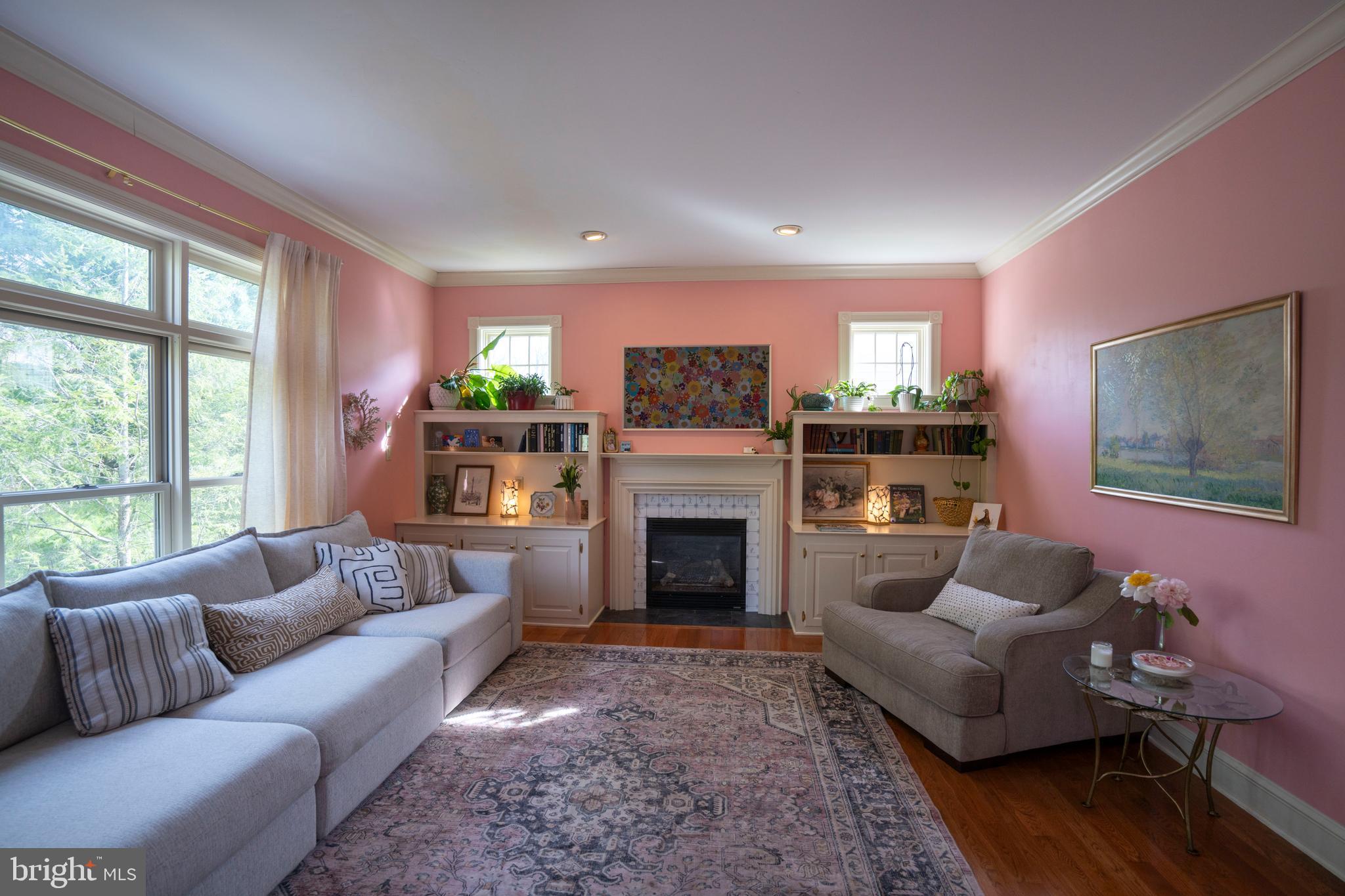 BARNBRIDGE - Residential