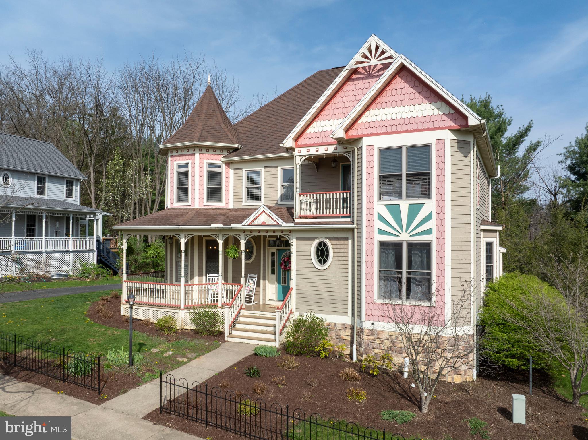 BARNBRIDGE - Residential